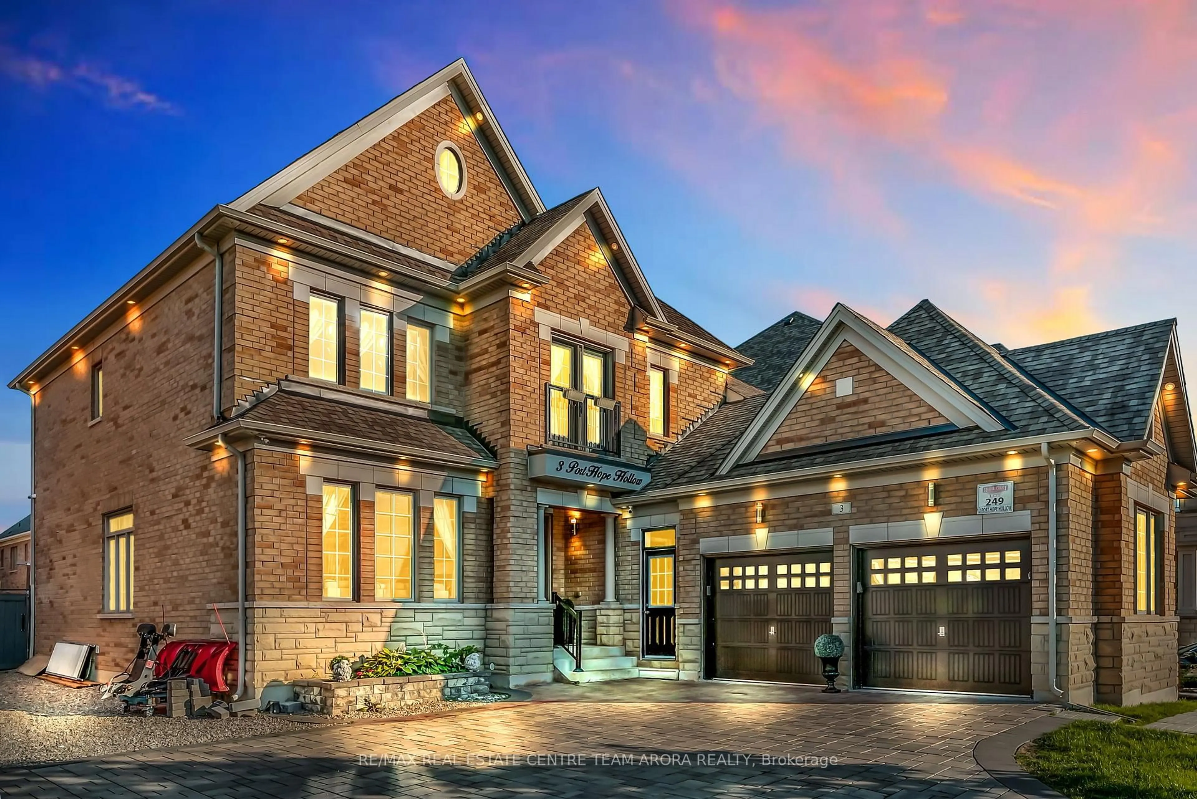 Home with brick exterior material, street for 3 Port Hope Hllw, Brampton Ontario L6Y 2Y9