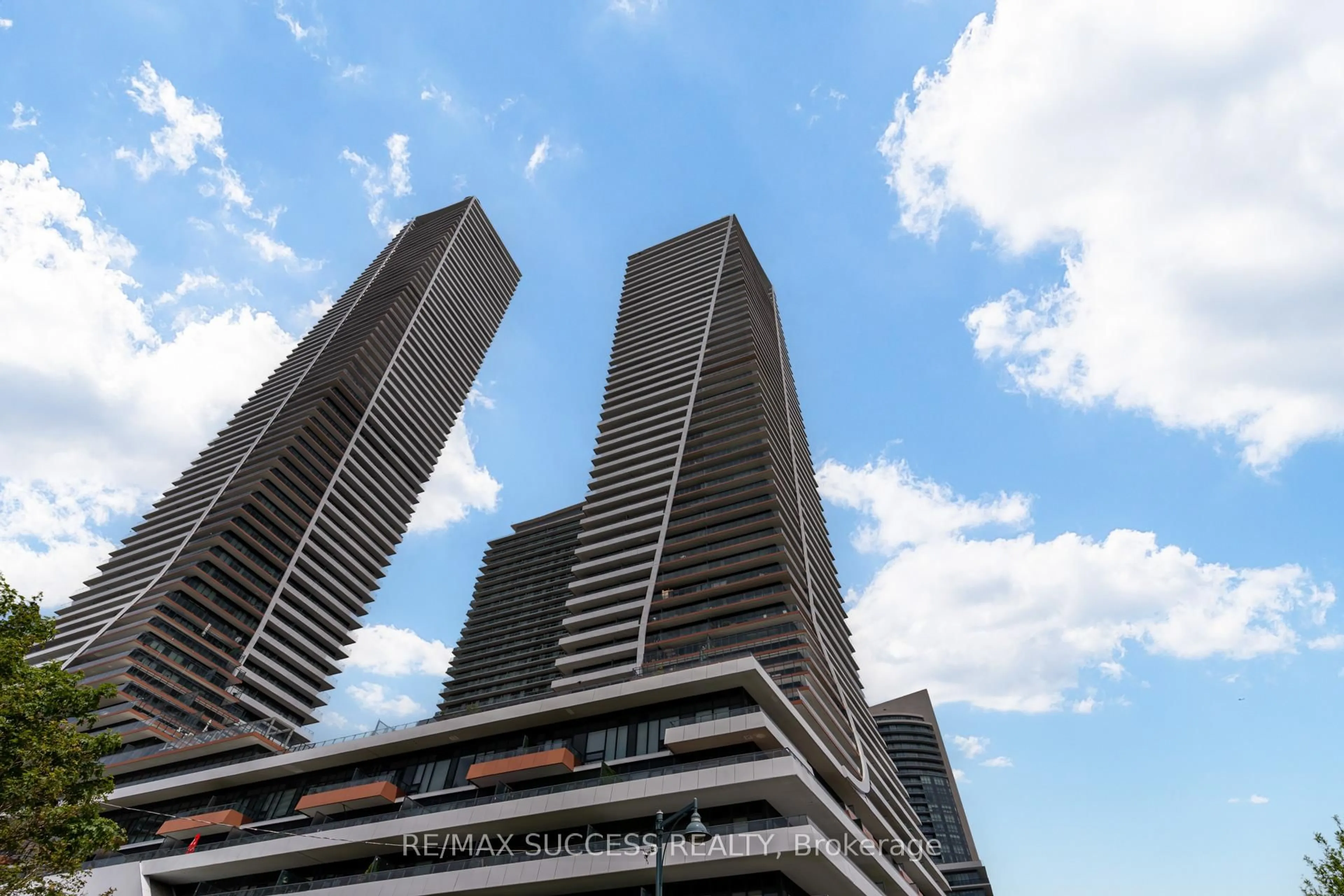 A pic from outside/outdoor area/front of a property/back of a property/a pic from drone, city buildings view from balcony for 20 Shore breeze Ave #1807, Toronto Ontario M8V 0C7