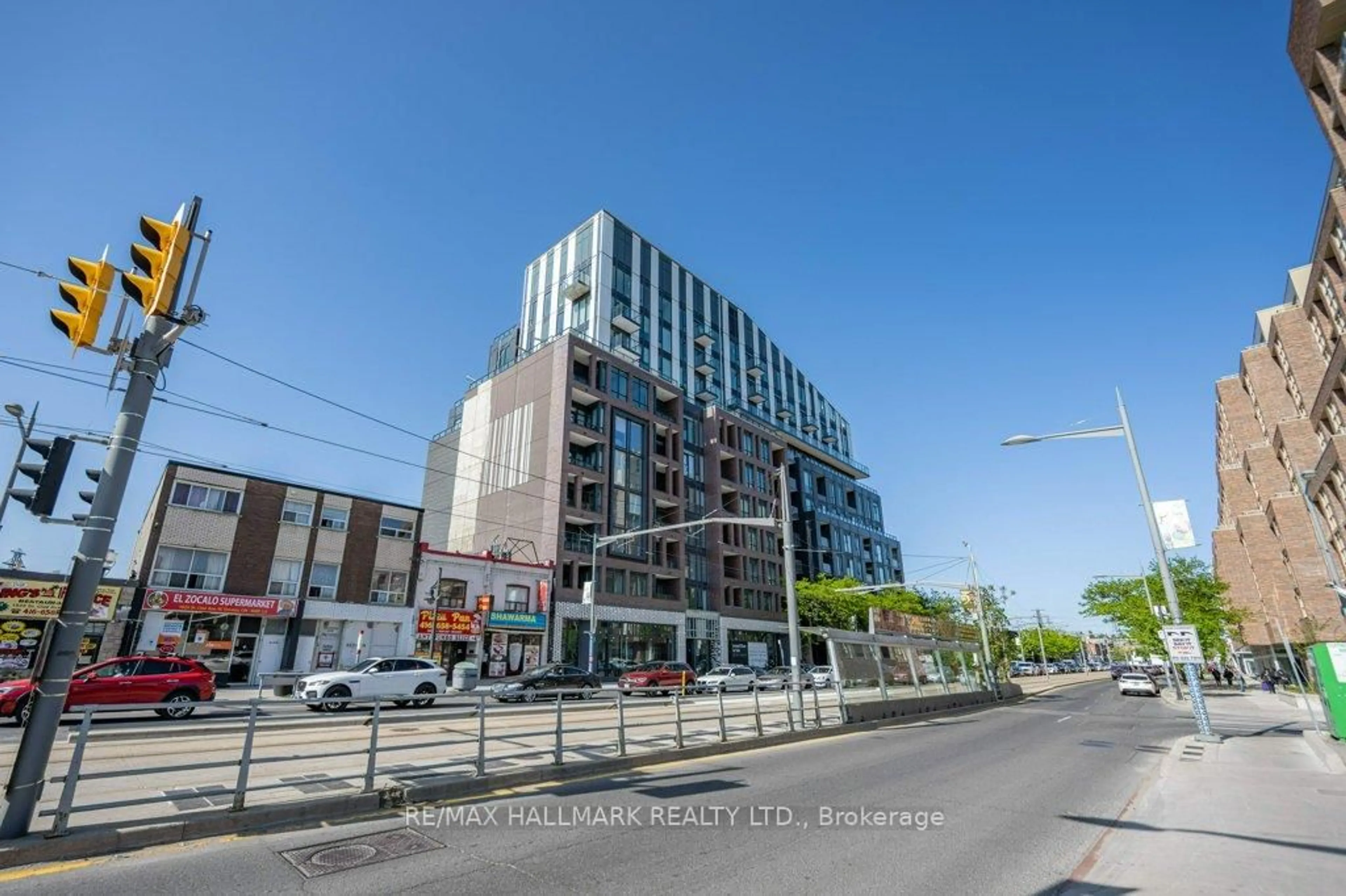 Unknown for 1808 St. Clair Ave #220, Toronto Ontario M6N 0C1