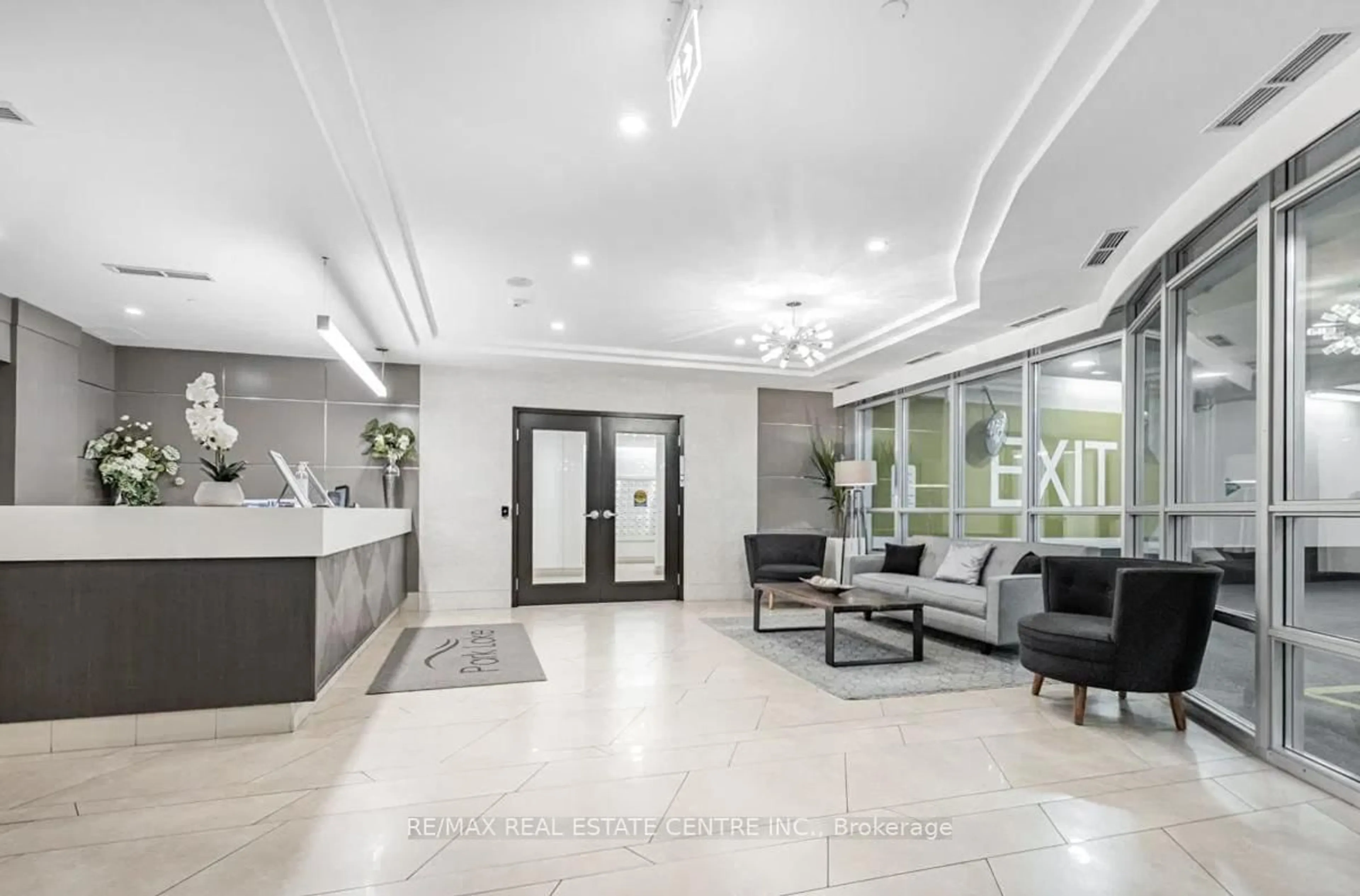 Lobby for 1900 Lake Shore Blvd #808, Toronto Ontario M6S 1A4