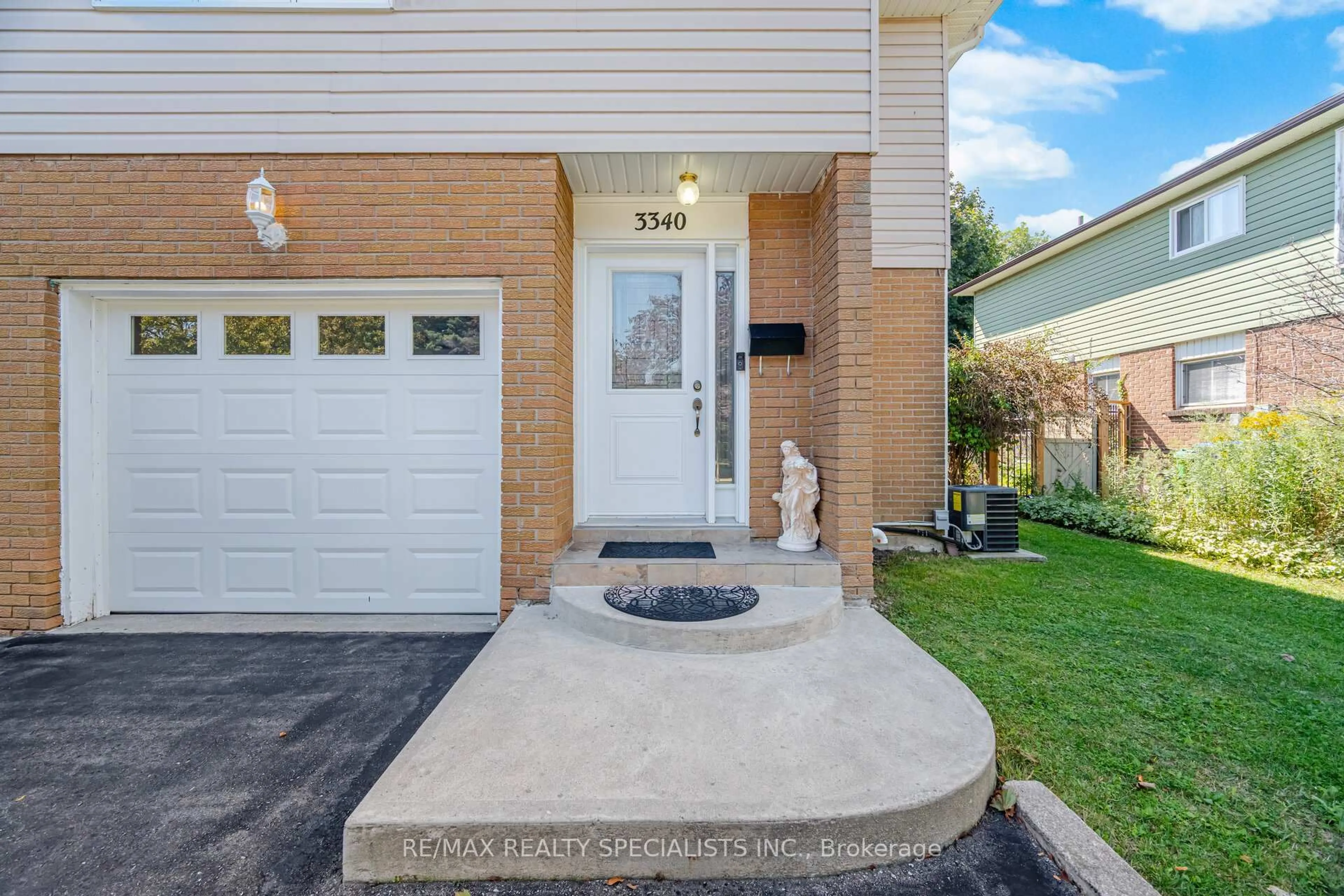 Unknown for 3340 Tallmast Cres, Mississauga Ontario L5L 1H5