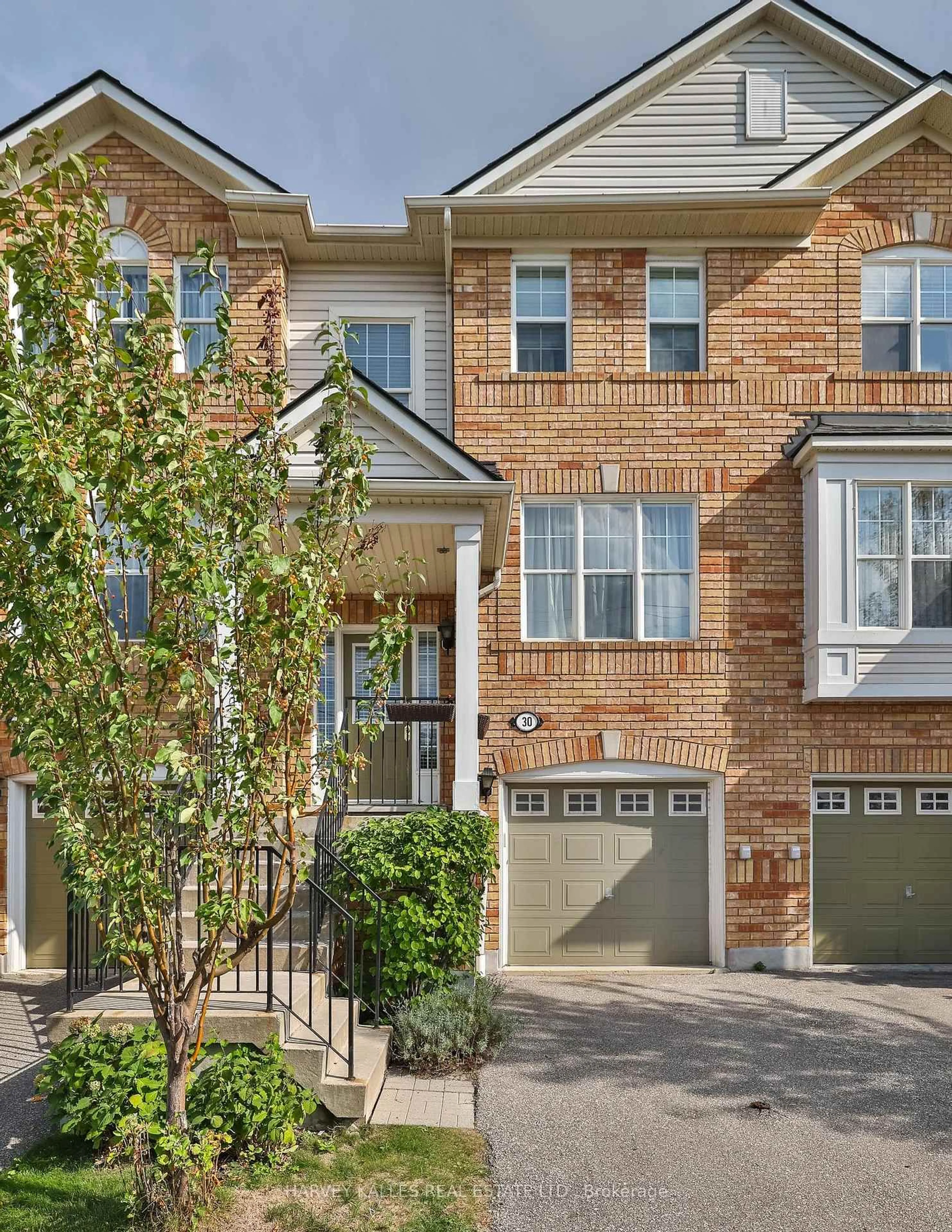 Home with brick exterior material, street for 5980 Whitehorn Ave #30, Mississauga Ontario L5V 2Y2
