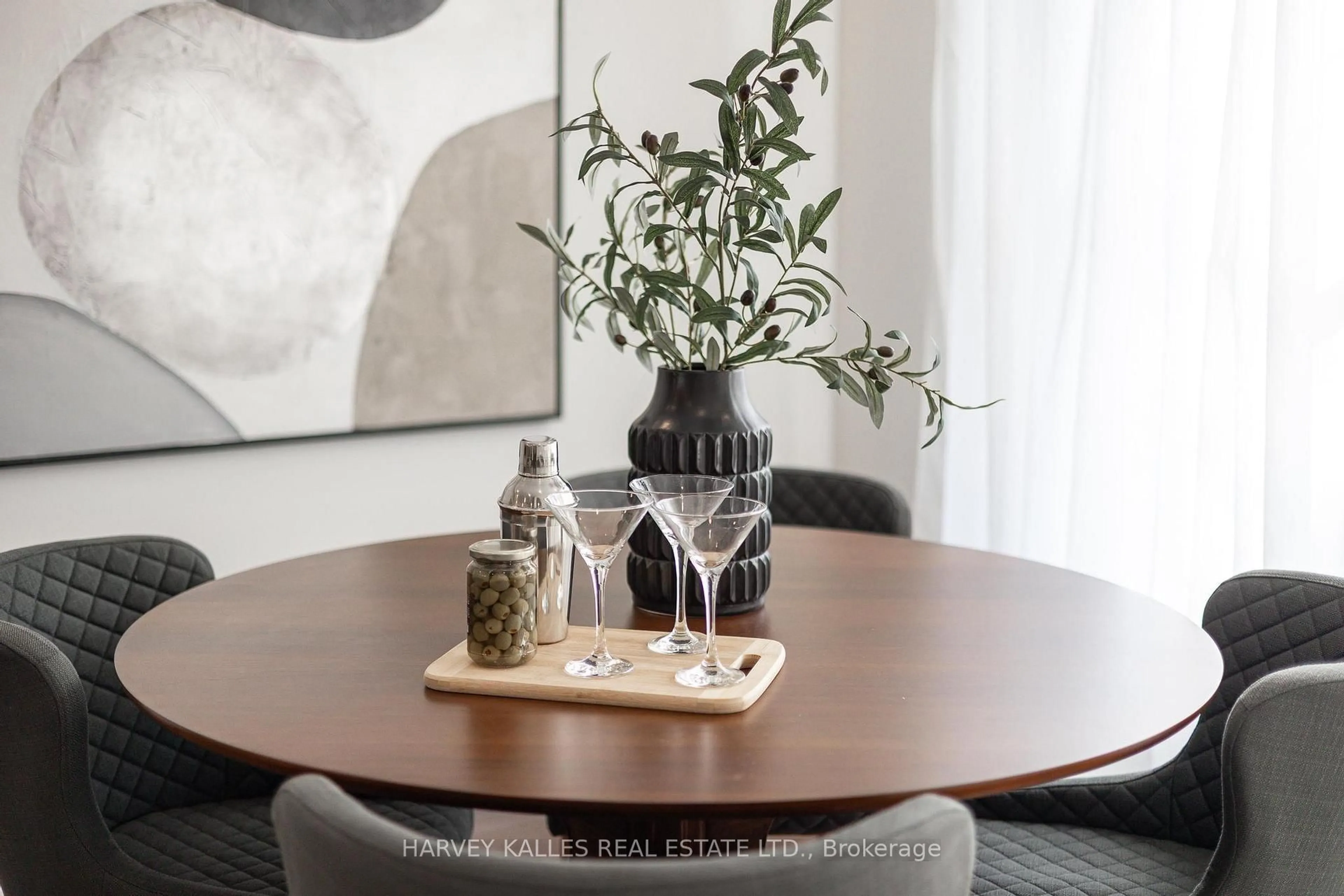 Unknown for 5980 Whitehorn Ave #30, Mississauga Ontario L5V 2Y2