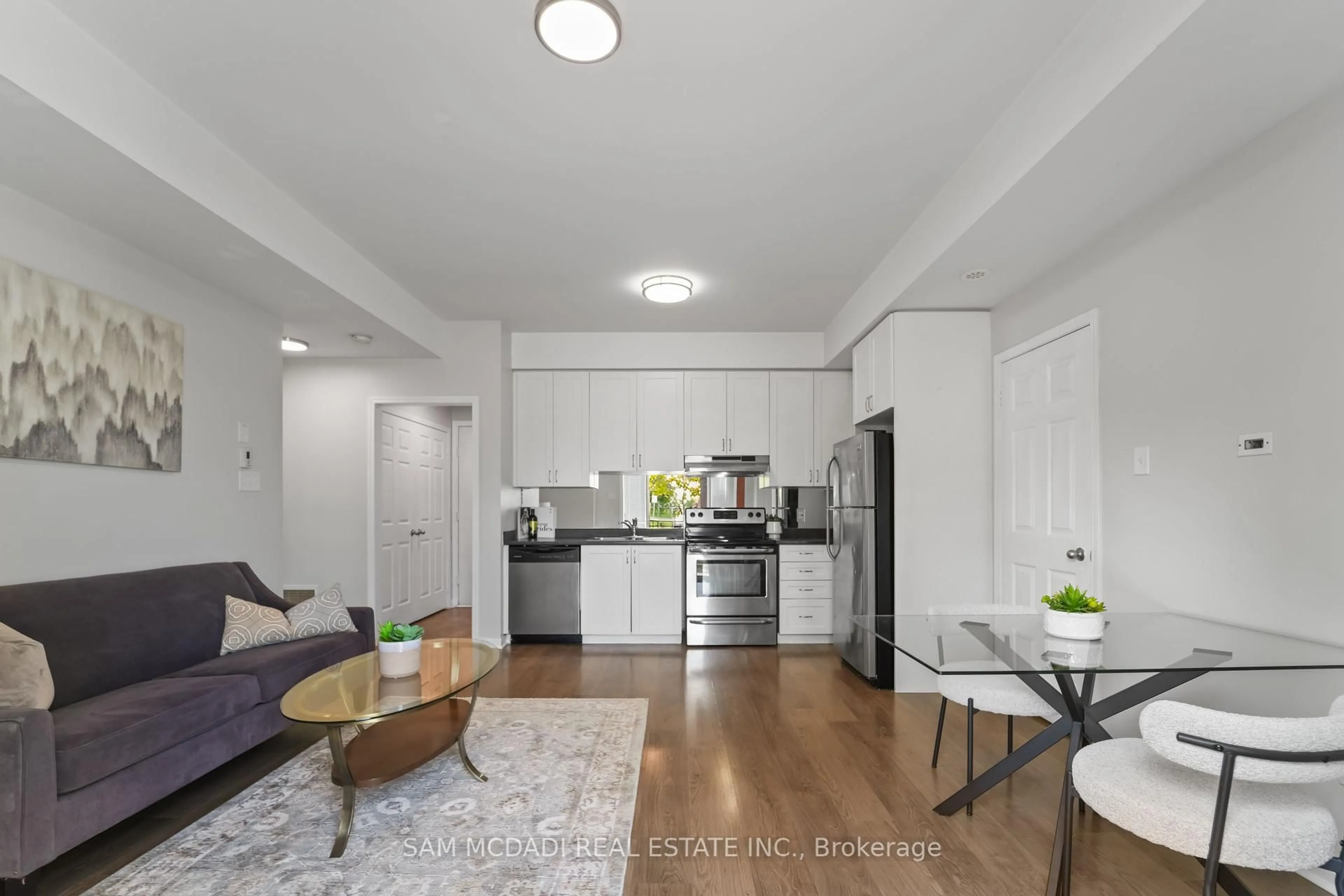 Unknown for 2895 Hazelton Pl #8, Mississauga Ontario L5M 0S3