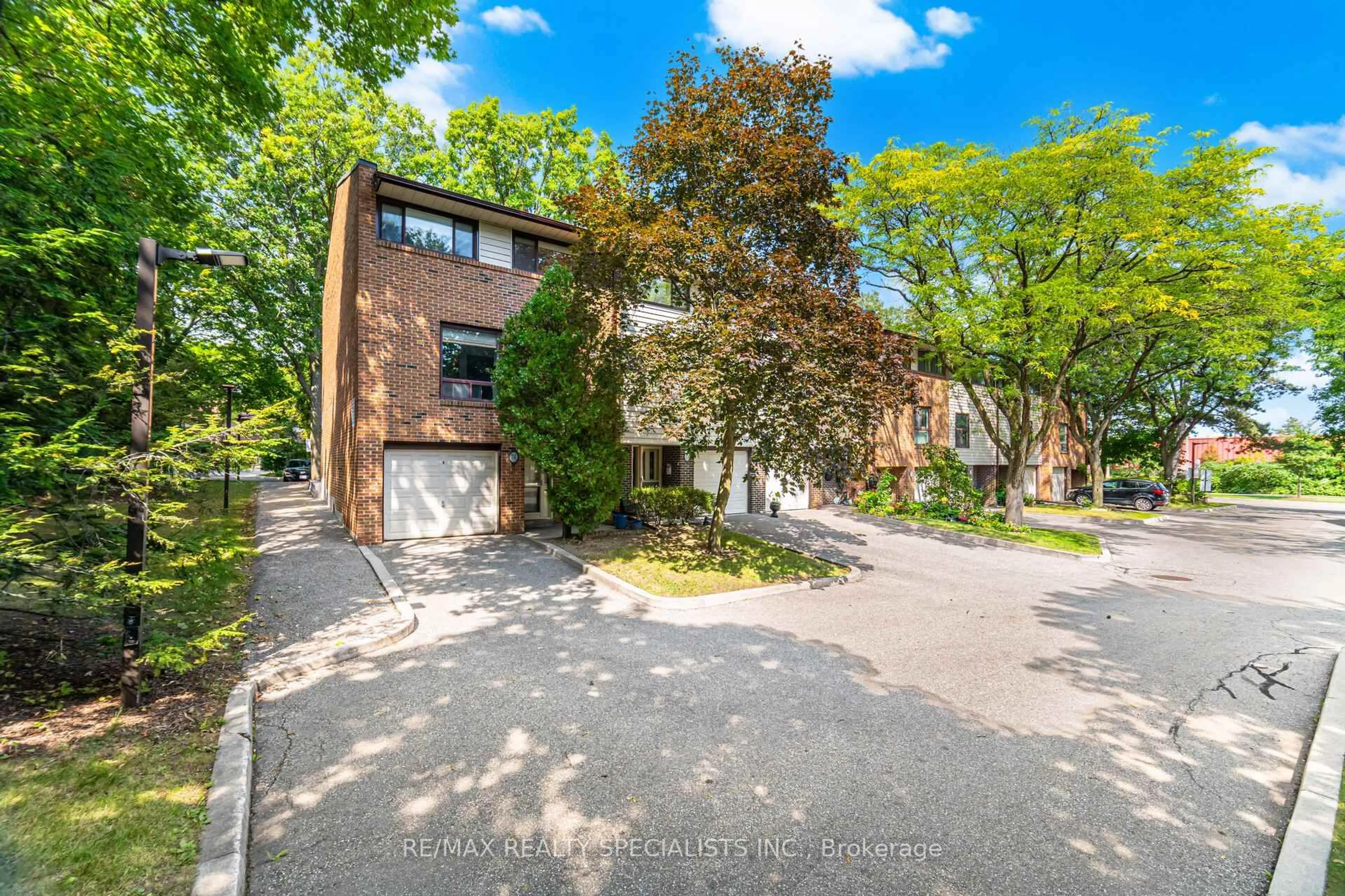 Unknown for 2020 South Millway #74, Mississauga Ontario L5L 1K2