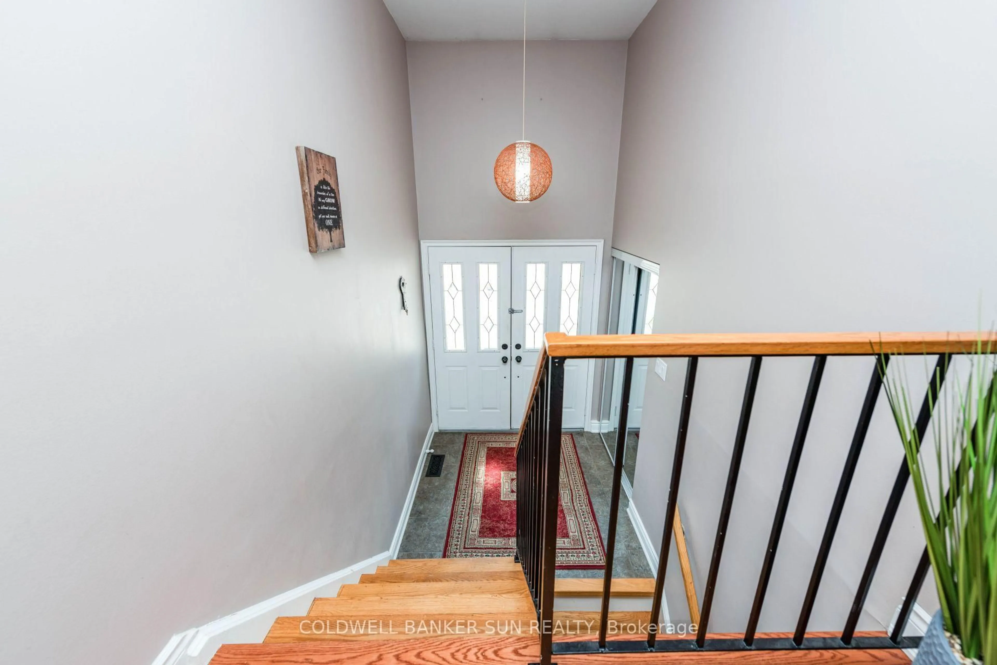 Unknown for 2483 Yarmouth Cres, Oakville Ontario L6L 2M9