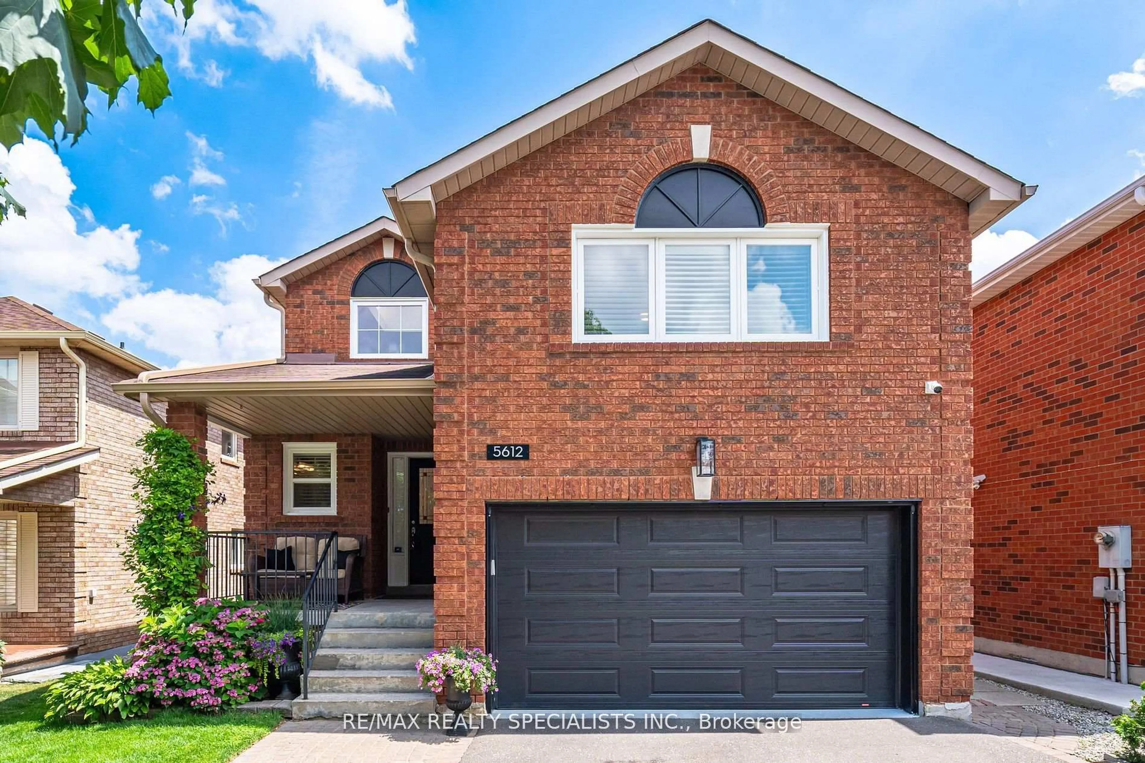 Home with brick exterior material, street for 5612 Shillington Dr, Mississauga Ontario L5R 3N4