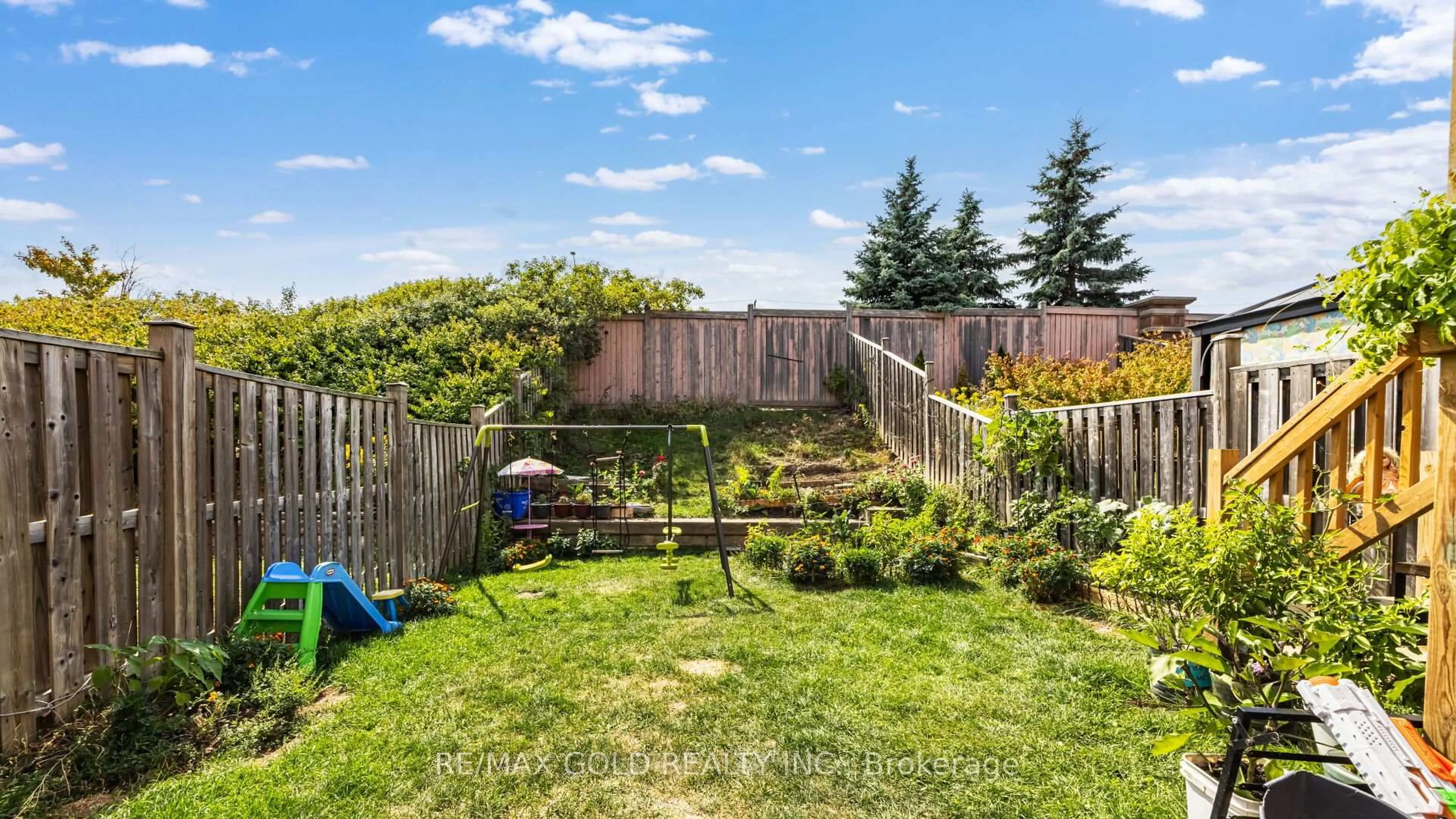 Patio, water/lake/river/ocean view for 42 Murphy Rd, Brampton Ontario L6S 0B1