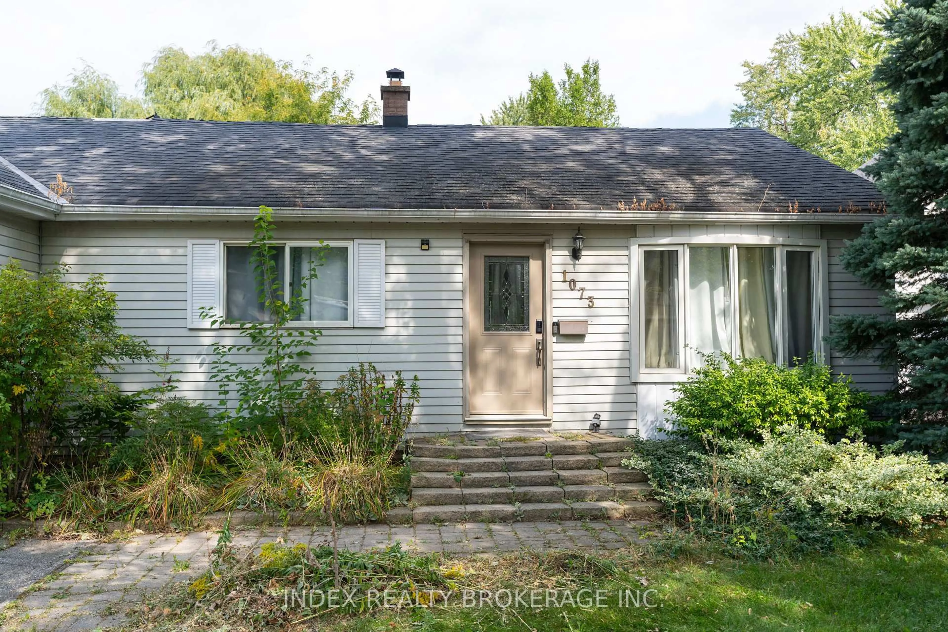 Unknown for 1073 Kent Ave, Oakville Ontario L6H 1Z7