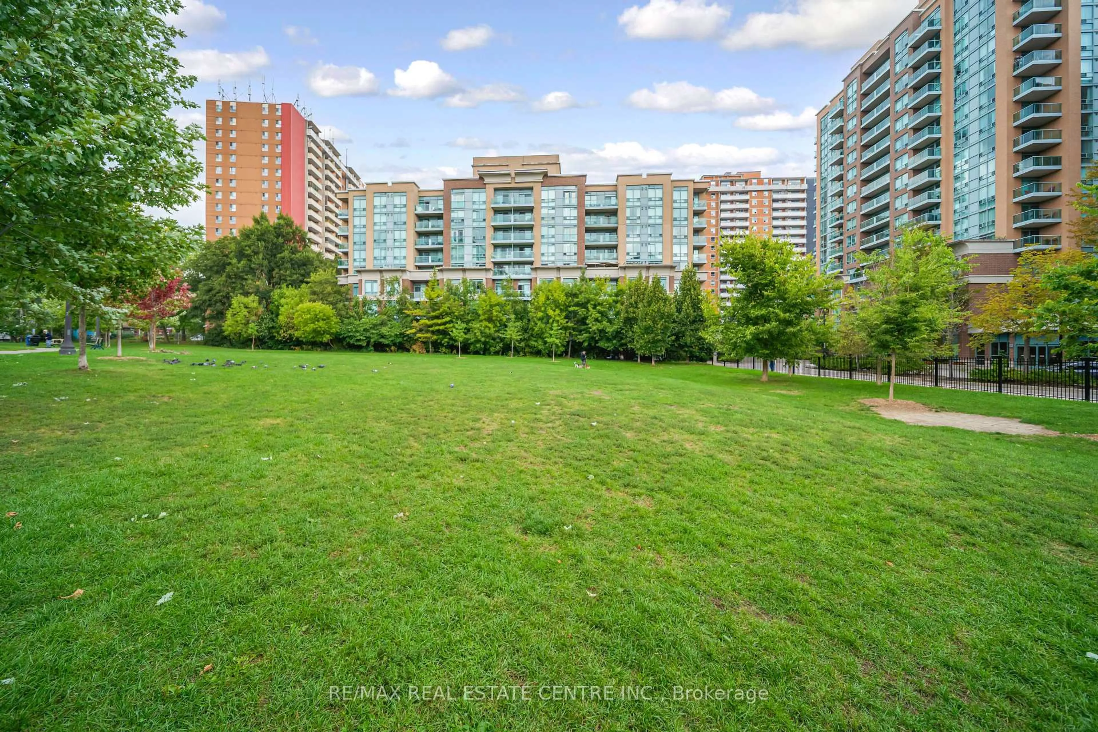 A pic from outside/outdoor area/front of a property/back of a property/a pic from drone, city buildings view from balcony for 17 Michael Power Pl #505, Toronto Ontario M9A 5G5