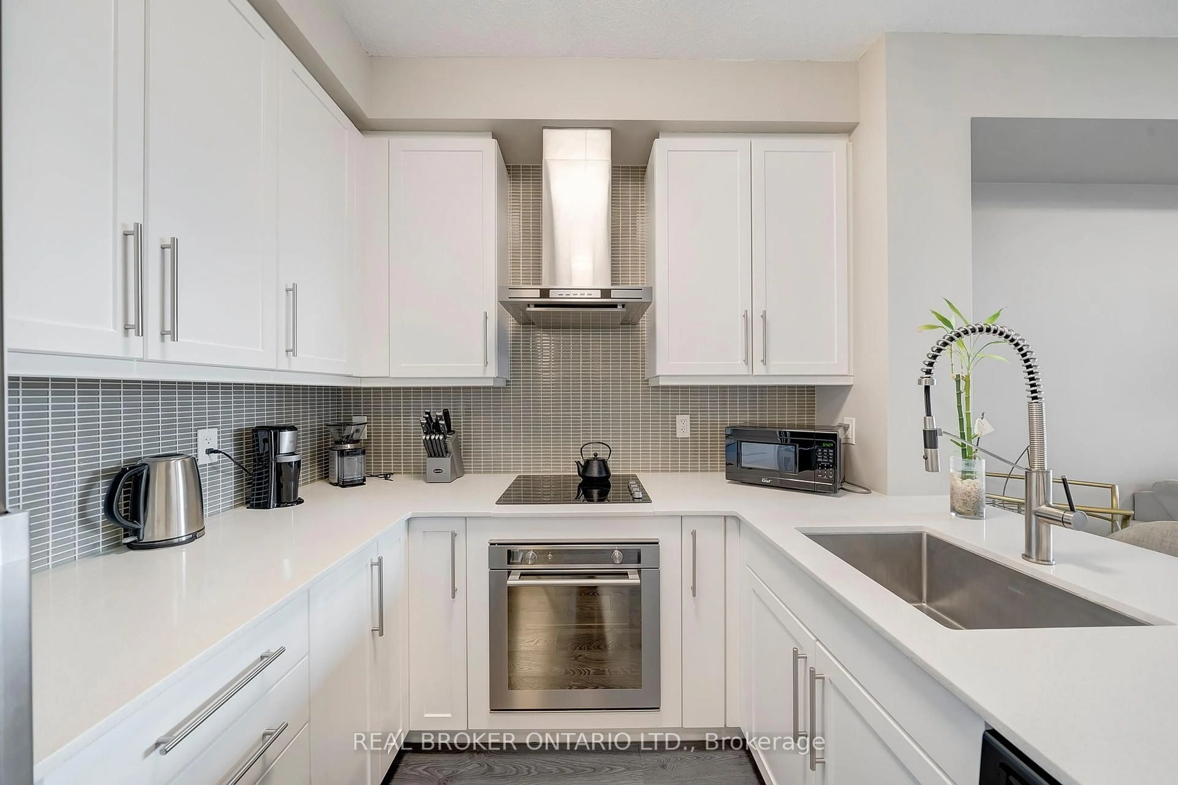 Contemporary kitchen, ceramic/tile floor for 2087 FAIRVIEW St #606, Burlington Ontario L7R 0E5
