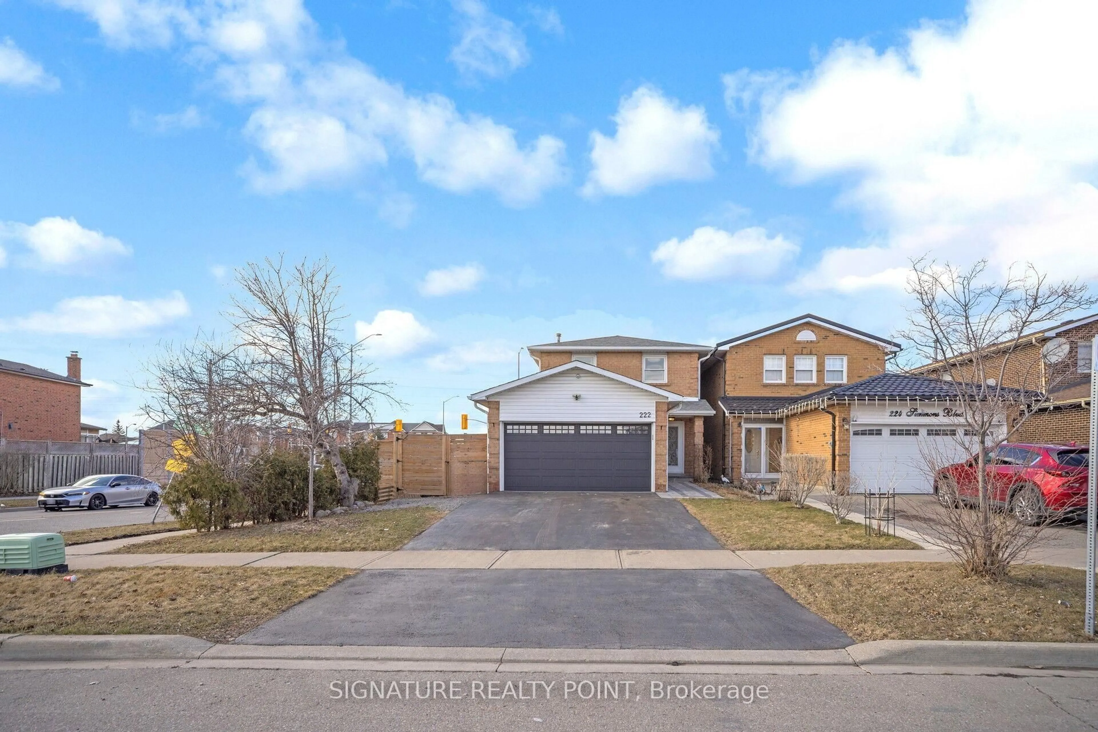 A pic from outside/outdoor area/front of a property/back of a property/a pic from drone, street for 222 Simmons Blvd, Brampton Ontario L6V 3Y1