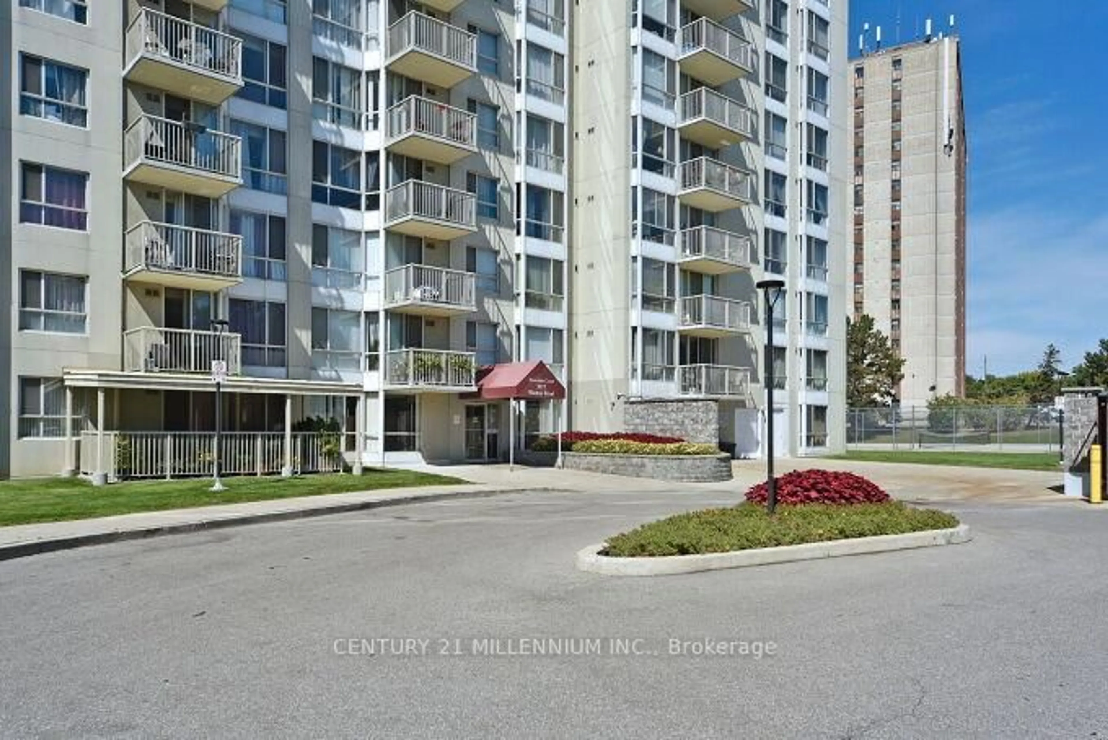 Unknown for 3077 Weston Rd #304, Toronto Ontario M9M 3A1