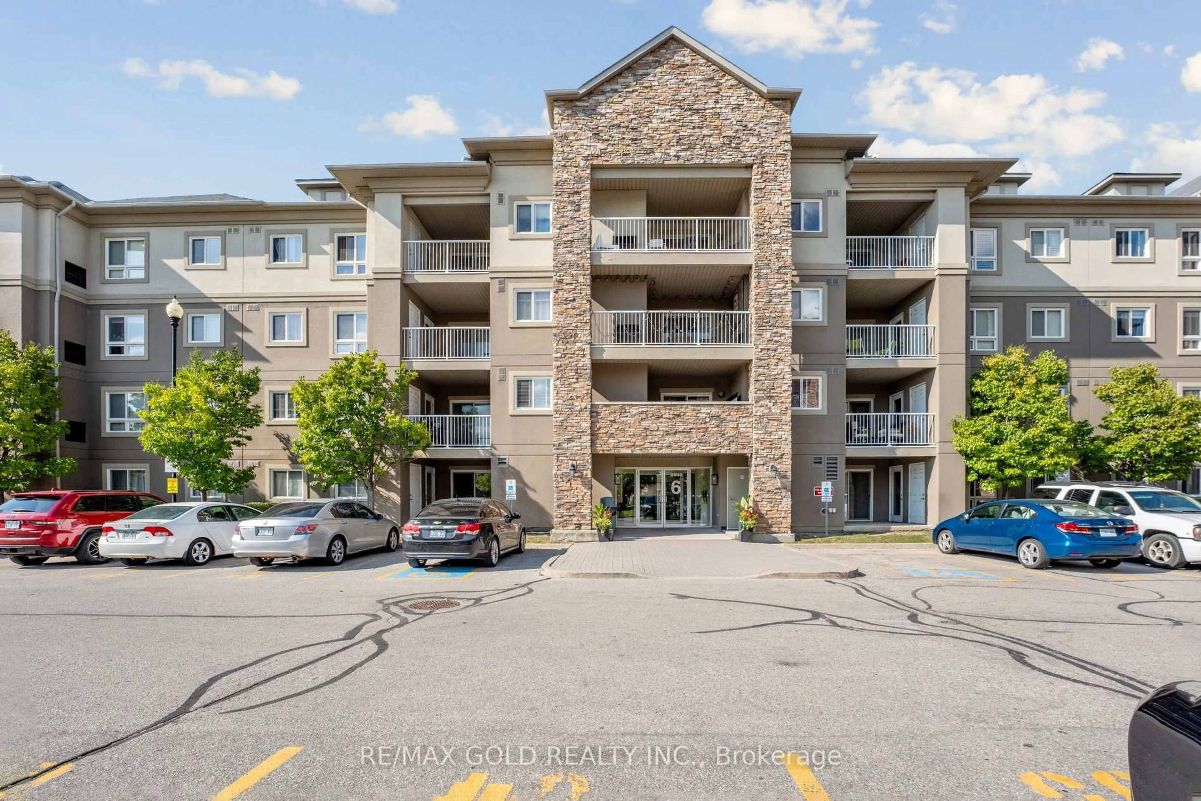 A pic from outside/outdoor area/front of a property/back of a property/a pic from drone, unknown for 6 Dayspring Circ #2104, Brampton Ontario L6P 2Z6