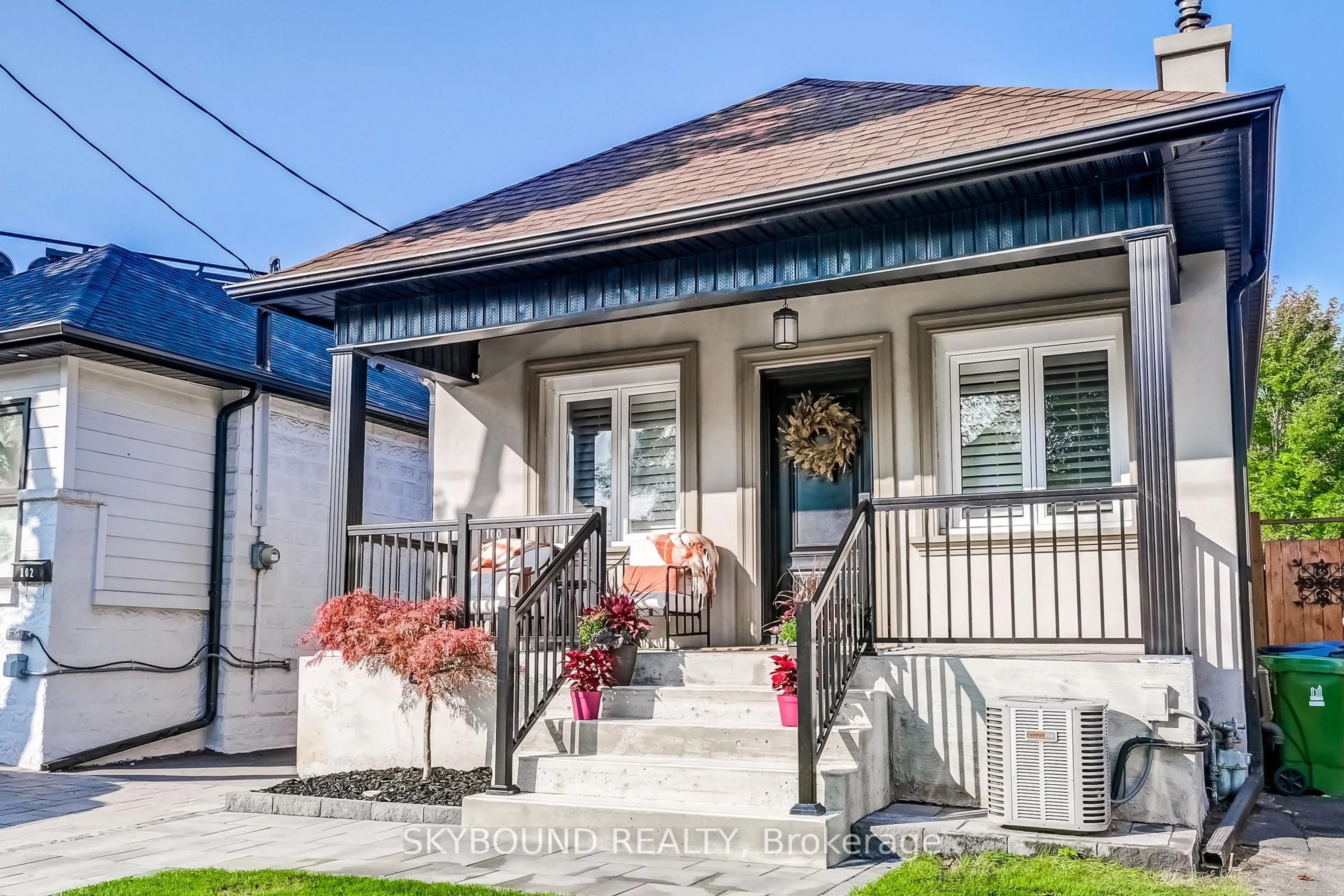 Unknown for 100 Florence Cres, Toronto Ontario M6N 4E5