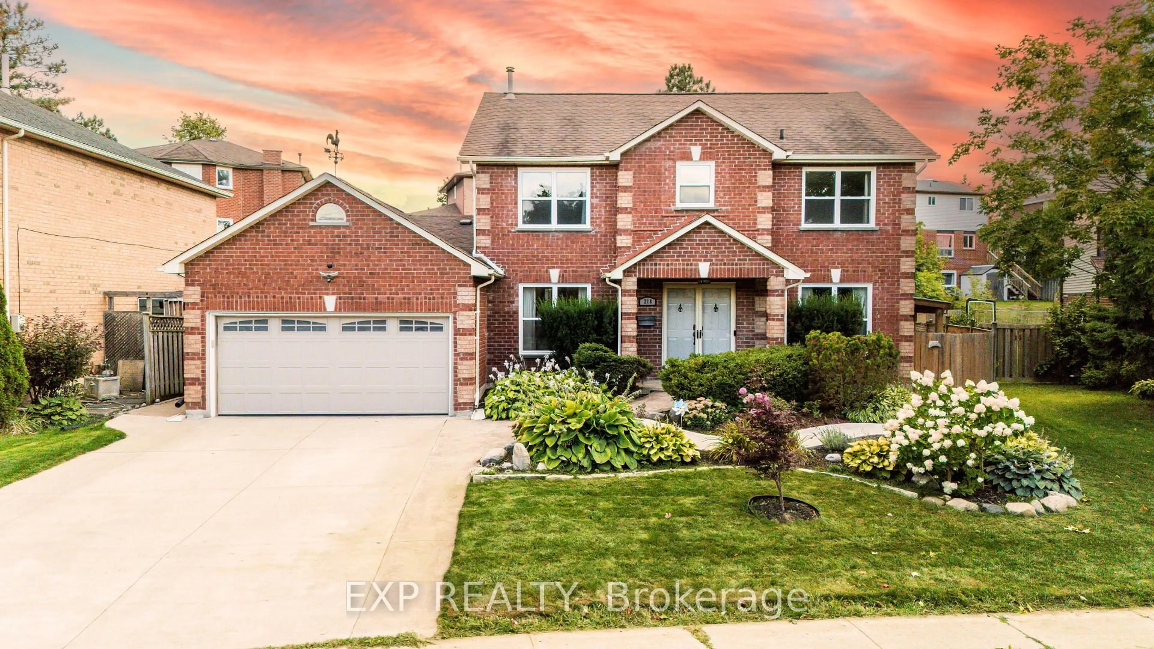 Home with brick exterior material, street for 218 Kensington Pl, Orangeville Ontario L9W 4G7