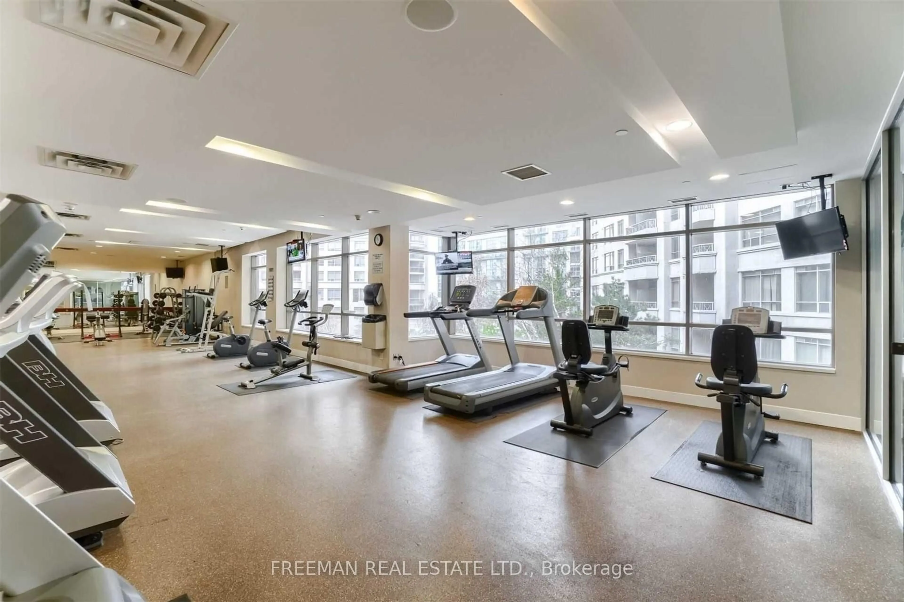 Gym or fitness room for 3888 Duke Of York Blvd #2331, Mississauga Ontario L5B 4P5