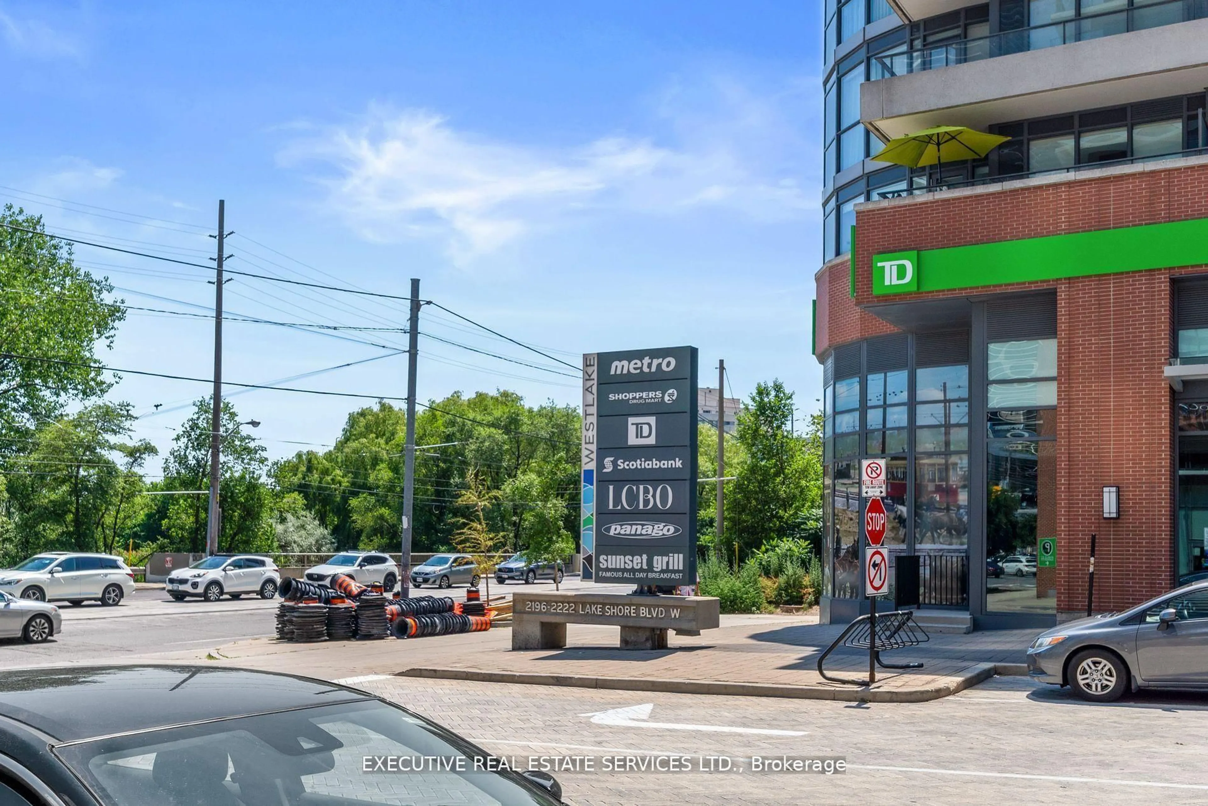 Unknown for 2200 Lakeshore Blvd #LPH07, Toronto Ontario M8V 1A4