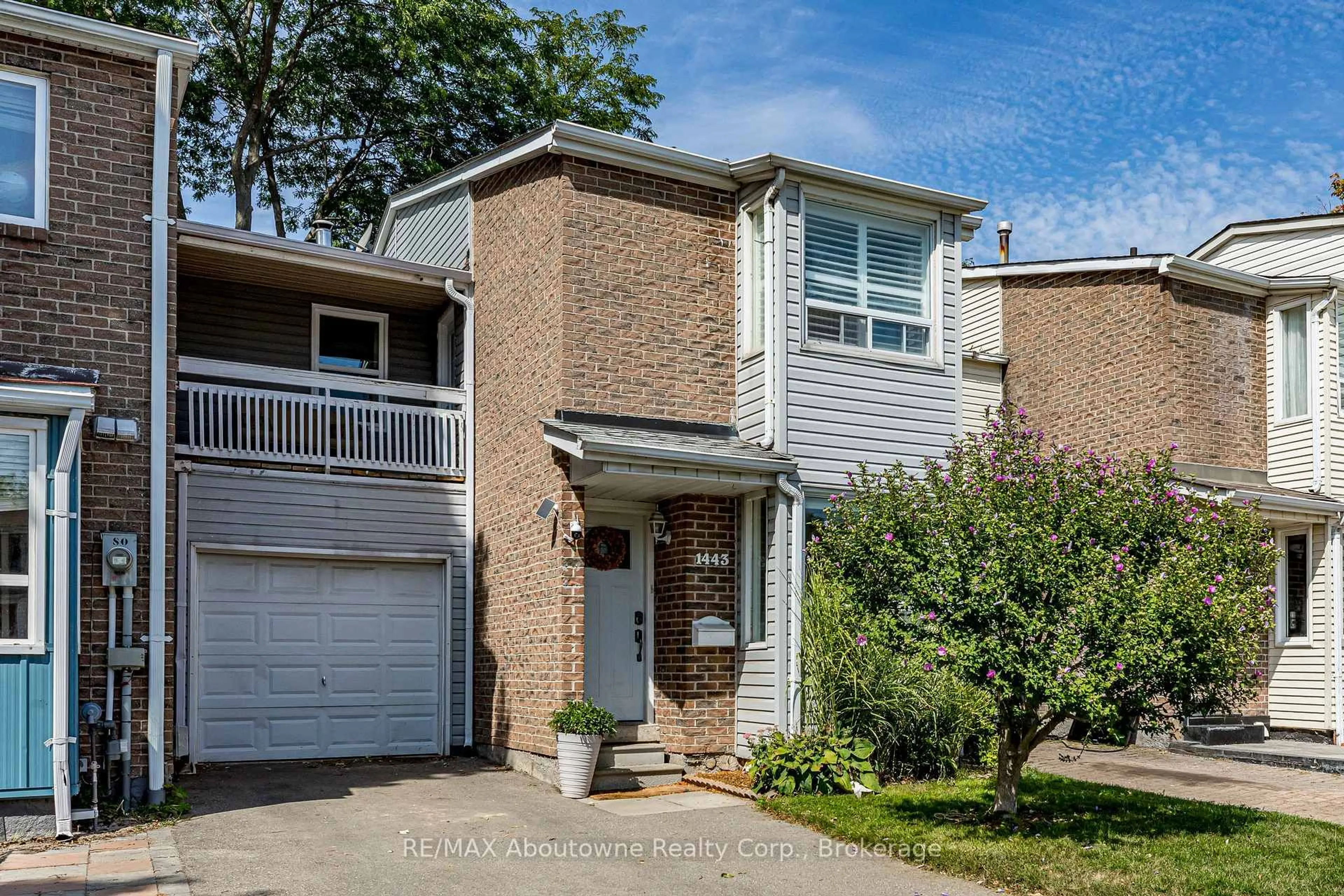 Home with brick exterior material, street for 1443 Zante Crt, Mississauga Ontario L5J 4M4