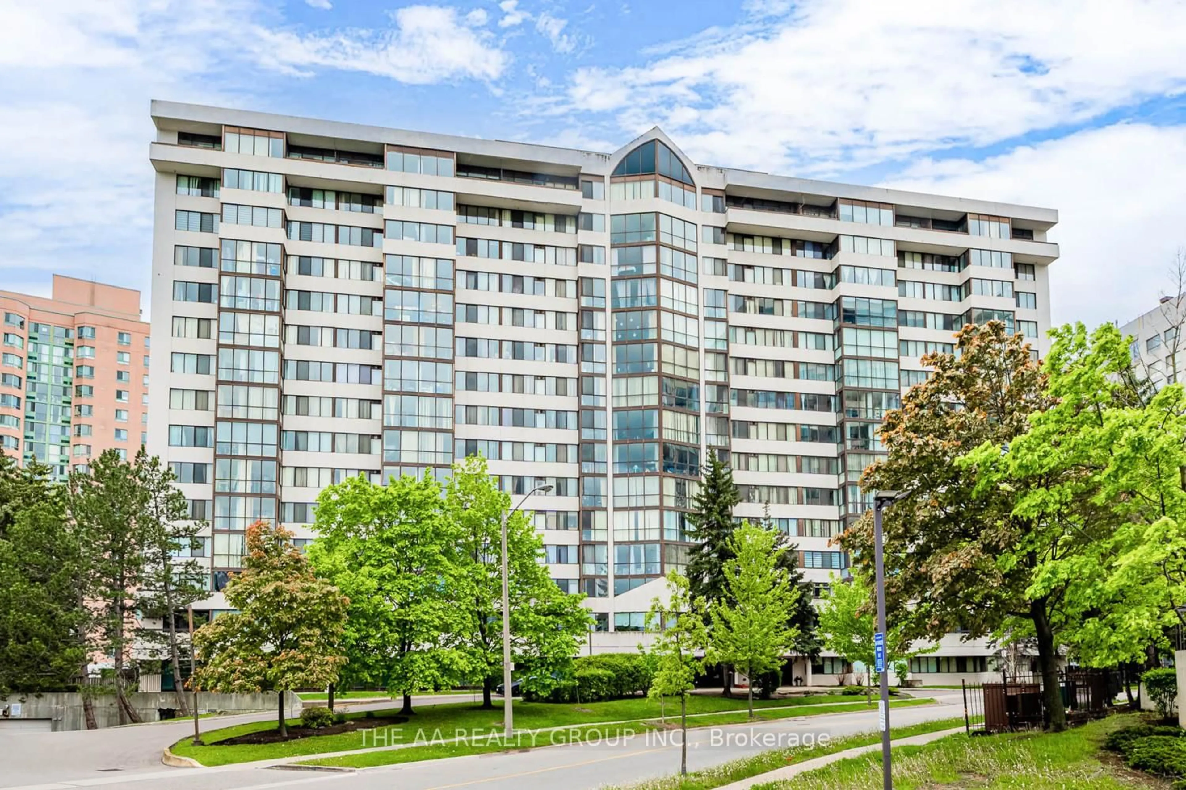 Unknown for 21 Markbrook Lane #1004, Toronto Ontario M9V 5E4