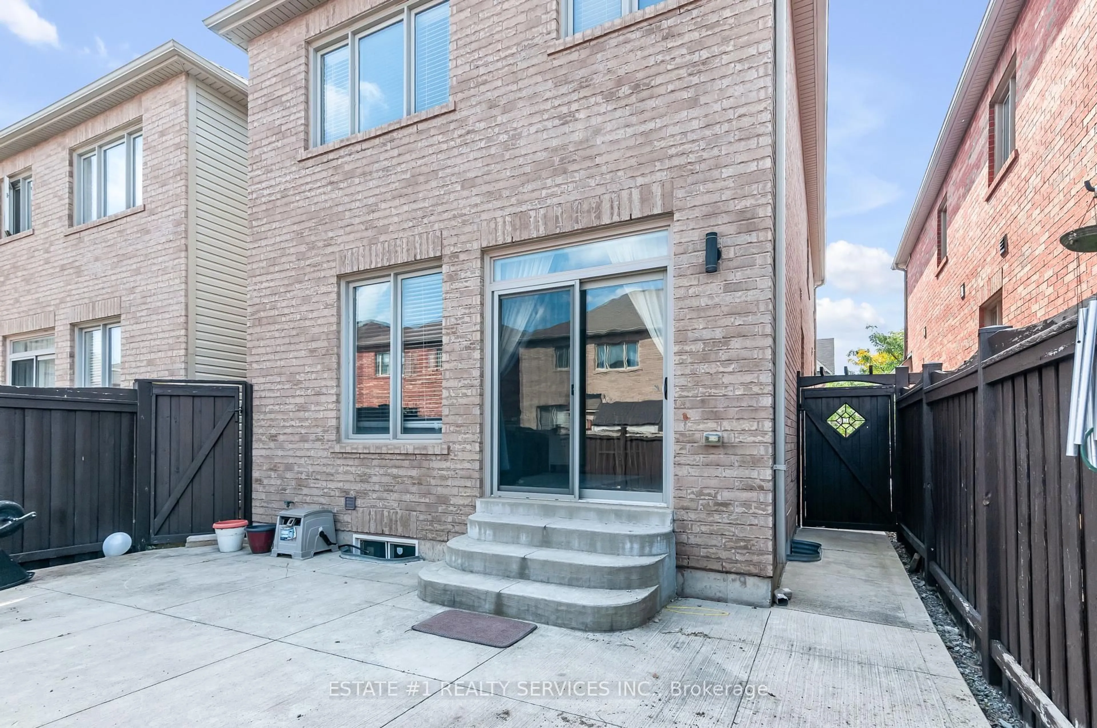 Home with brick exterior material, street for 13 Andretti Cres, Brampton Ontario L6X 5G7
