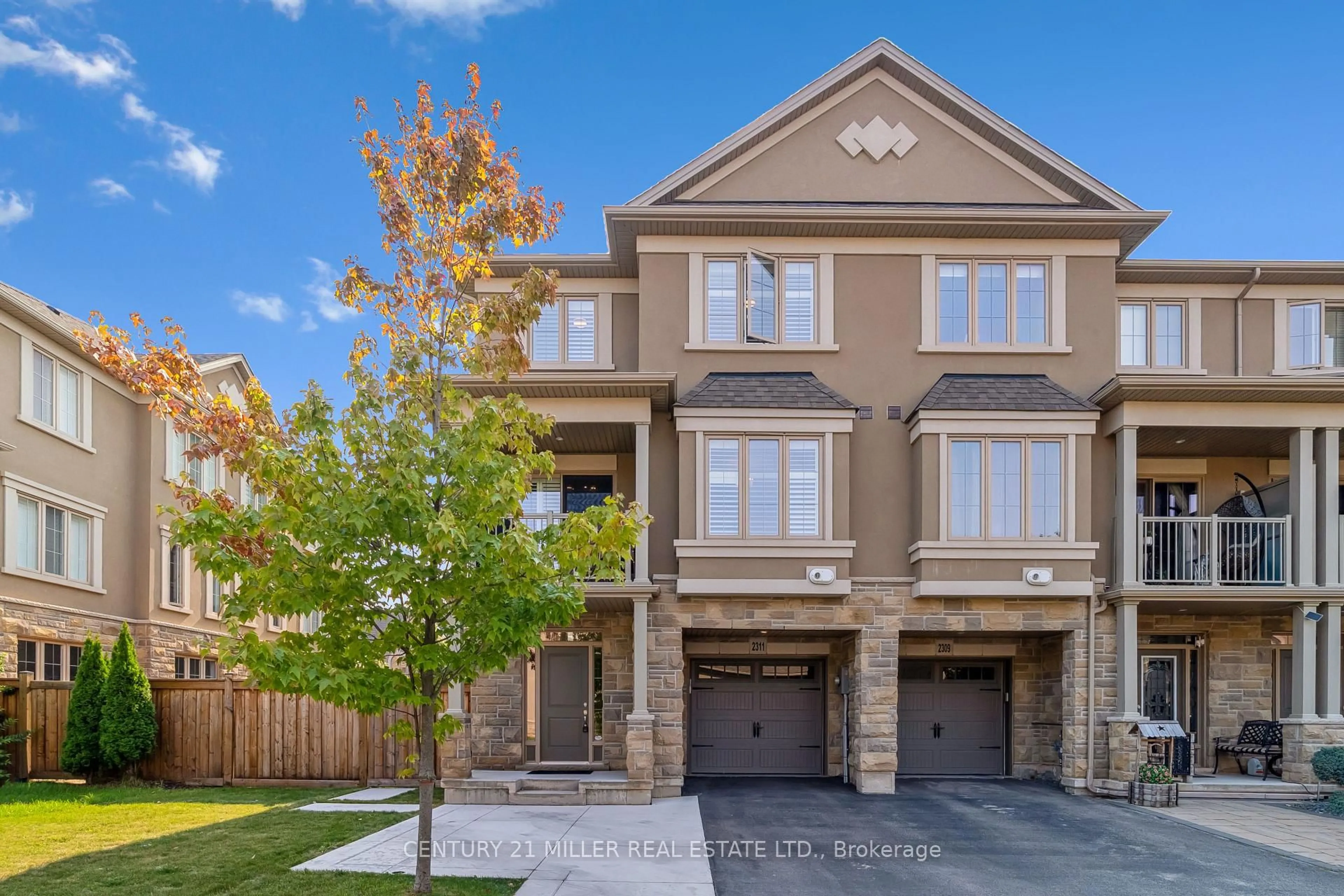 Home with brick exterior material, street for 2311 Natasha Circ, Oakville Ontario L6M 0L1