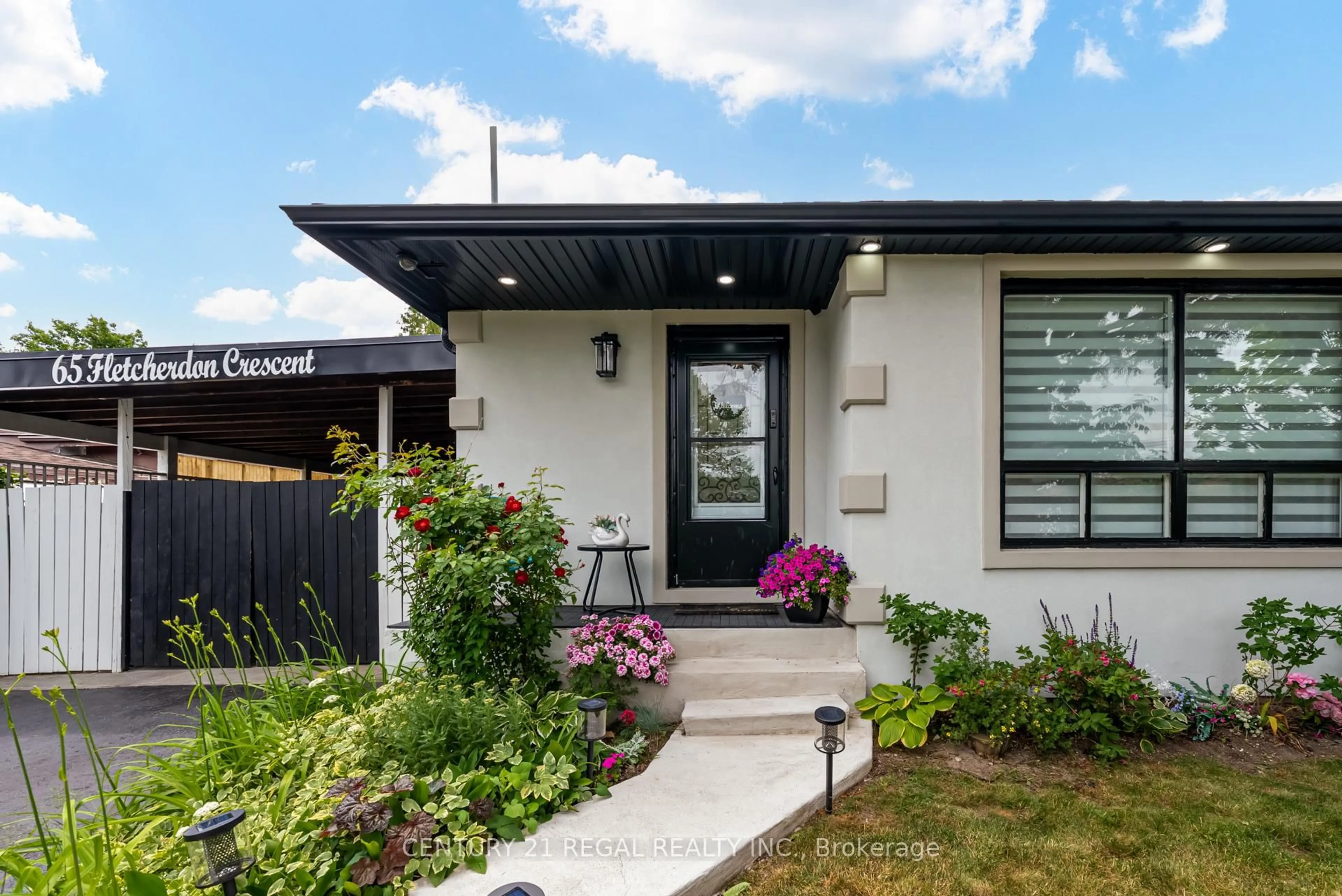 Home with vinyl exterior material, street for 65 Fletcherdon Cres, Toronto Ontario M3N 1S2
