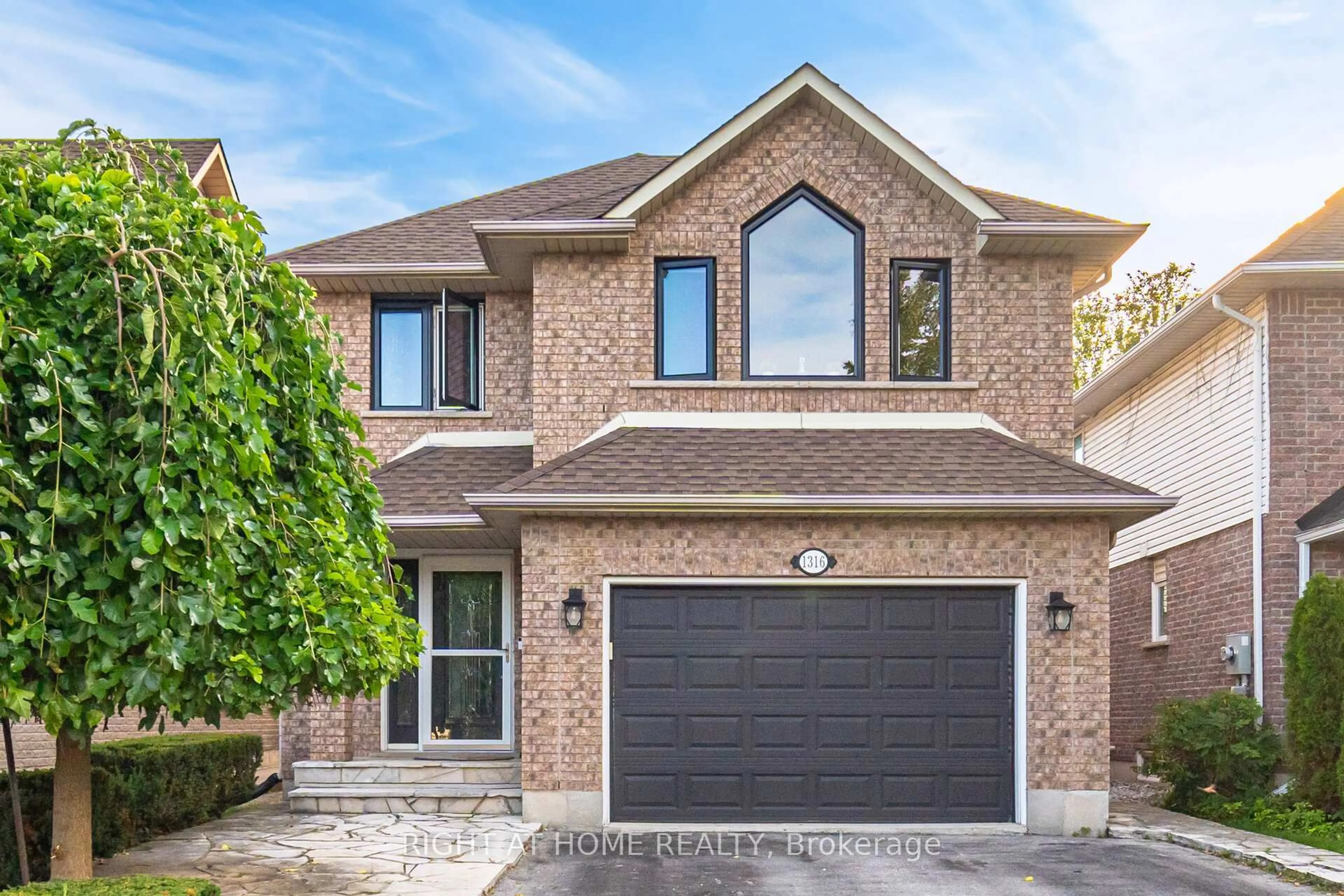 Home with brick exterior material, street for 1316 Inglehart Dr, Burlington Ontario L7M 4X6