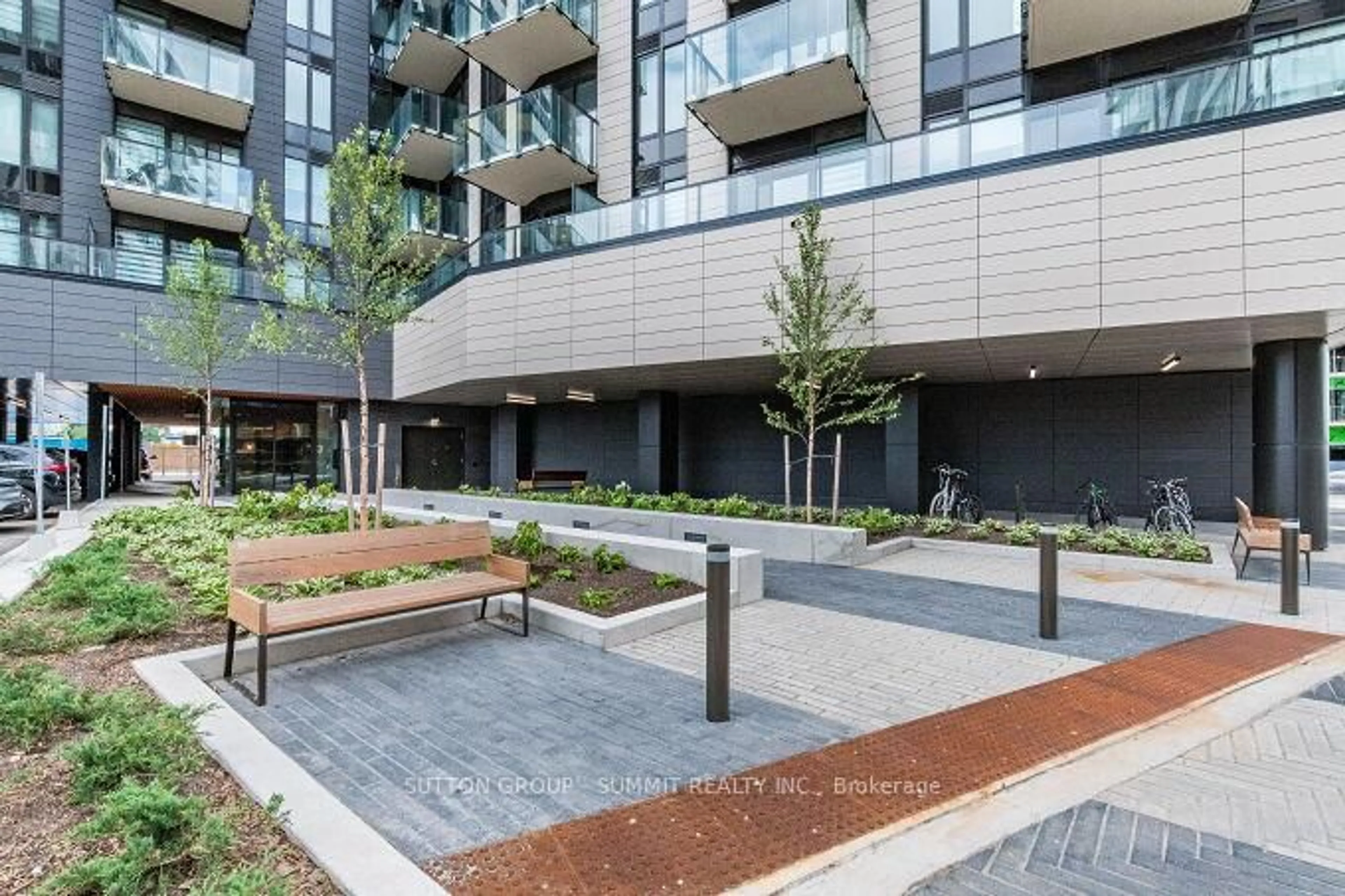 Patio, street for 3006 William Cutmore Blvd #809, Oakville Ontario L6H 7W8