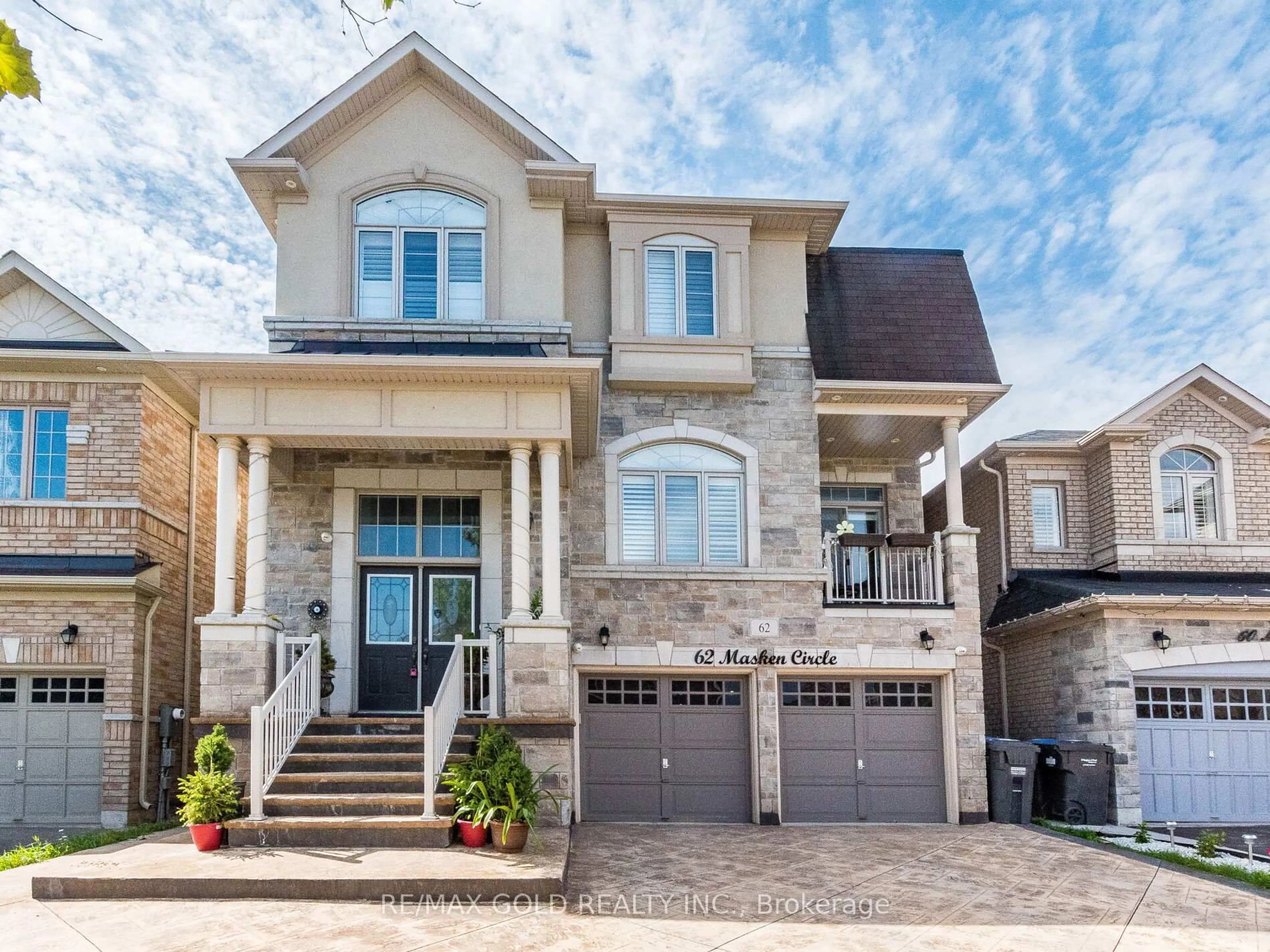 Home with brick exterior material, street for 62 Masken Circ, Brampton Ontario L7A 4K3