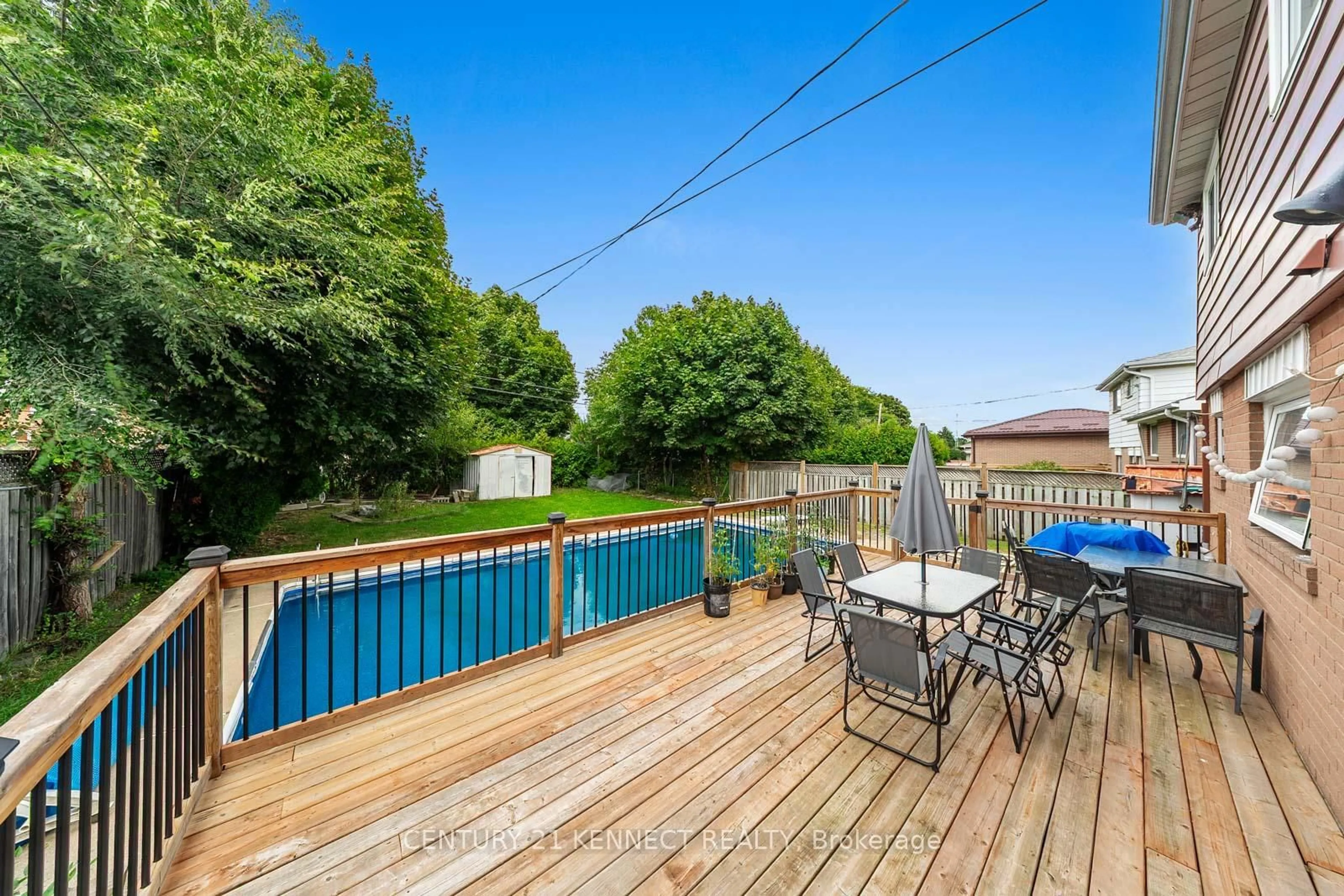 Pool for 55 Braemar Dr, Brampton Ontario L6T 2L5
