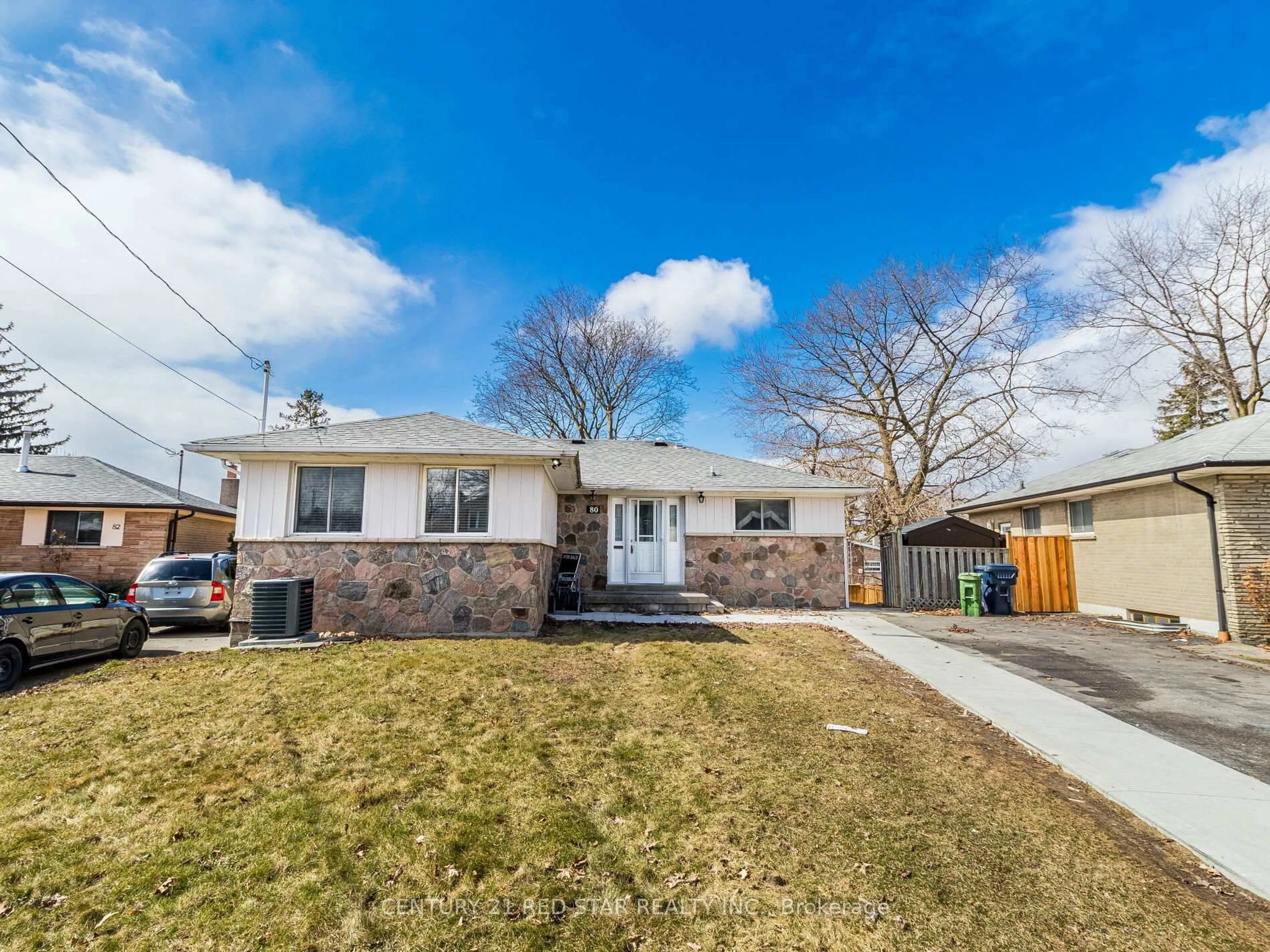 Unknown for 80 Coral Gable Dr, Toronto Ontario M9M 1P1