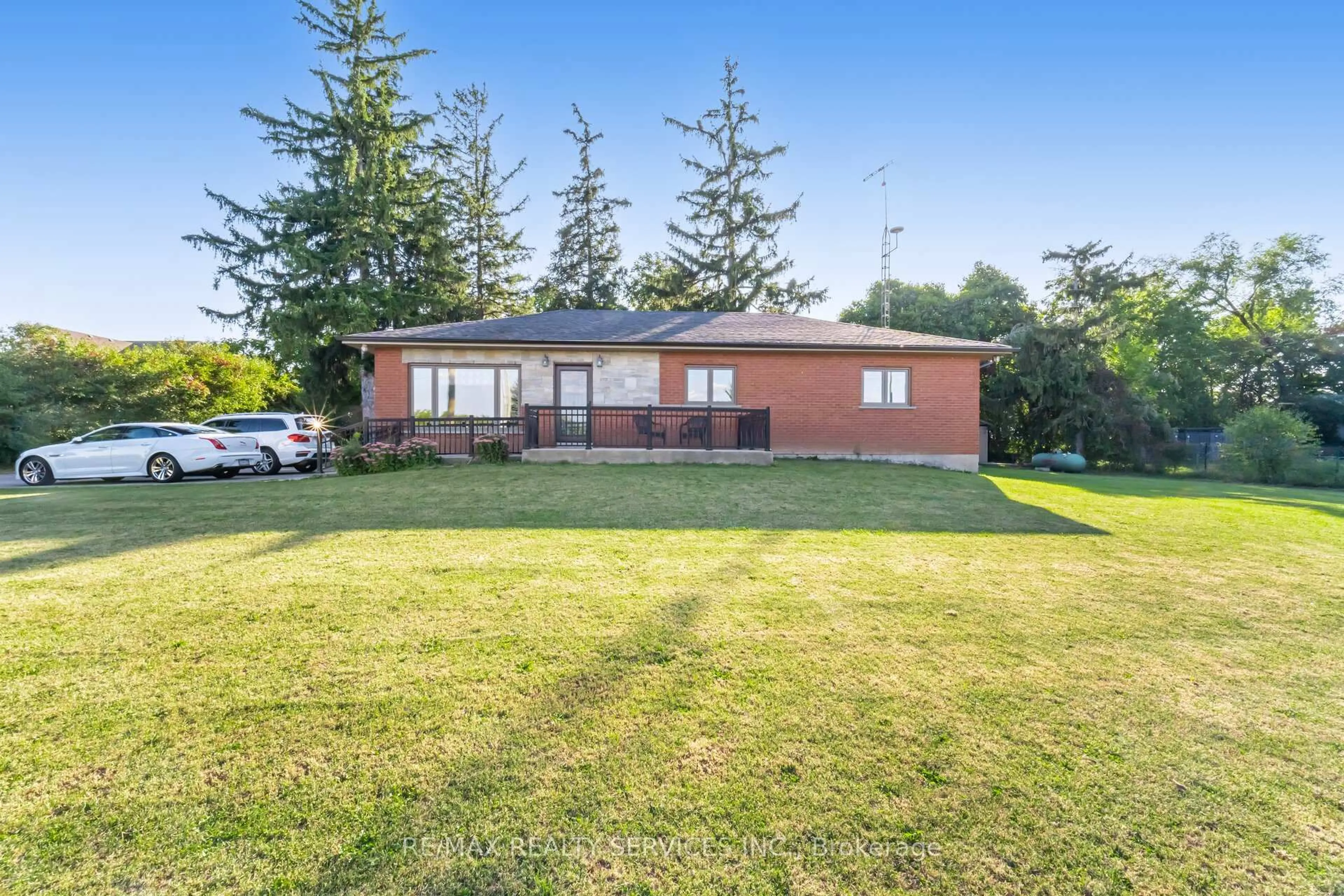 A pic from outside/outdoor area/front of a property/back of a property/a pic from drone, unknown for 10946 Winston Churchill Blvd, Halton Hills Ontario L7G 4S7