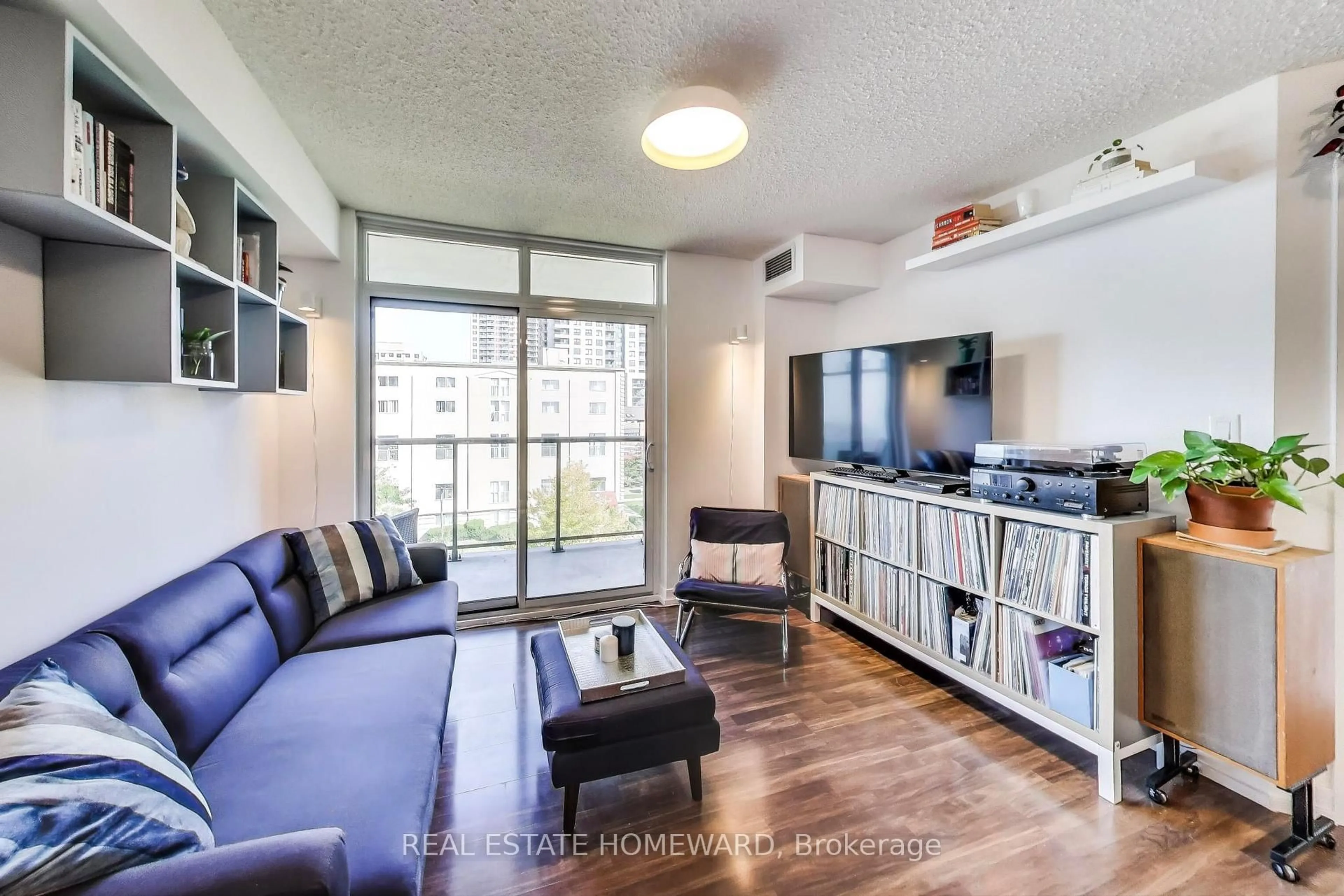 Living room with furniture, unknown for 816 Lansdowne Ave #406, Toronto Ontario M6H 4K6