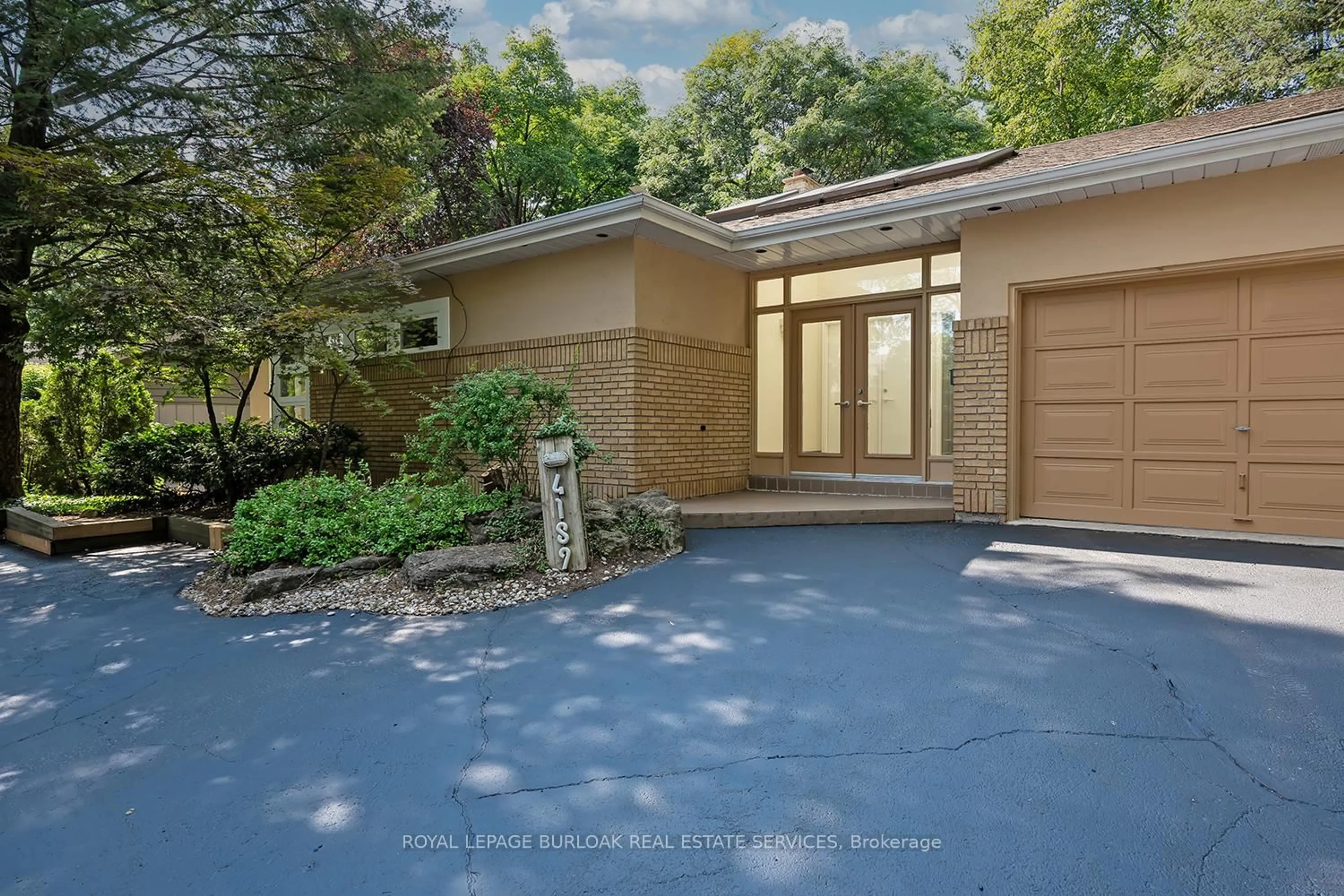 Unknown for 4189 Inglewood Dr, Burlington Ontario L7L 1E3