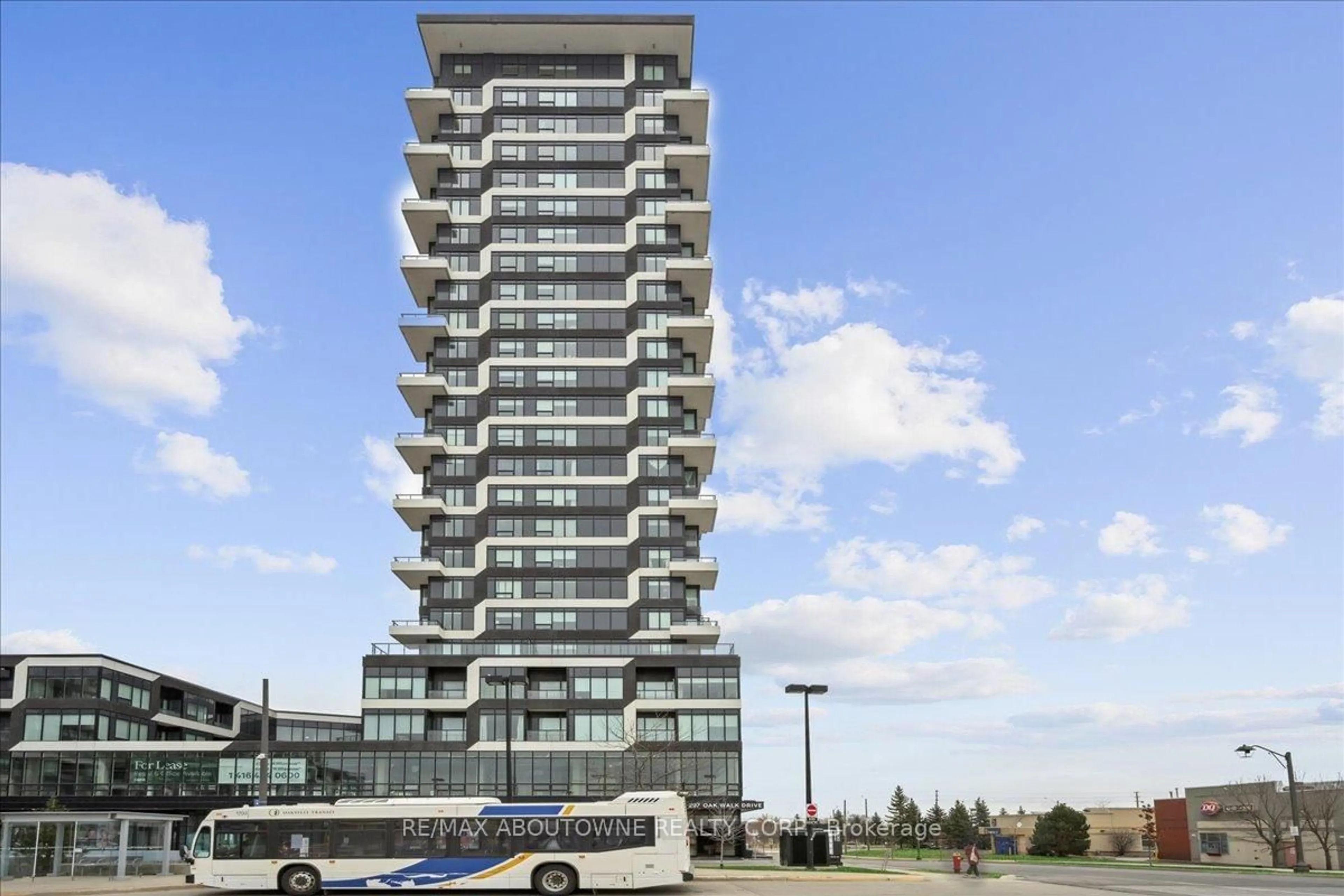 Unknown for 297 Oak Walk Dr #2203, Oakville Ontario L6H 3R6