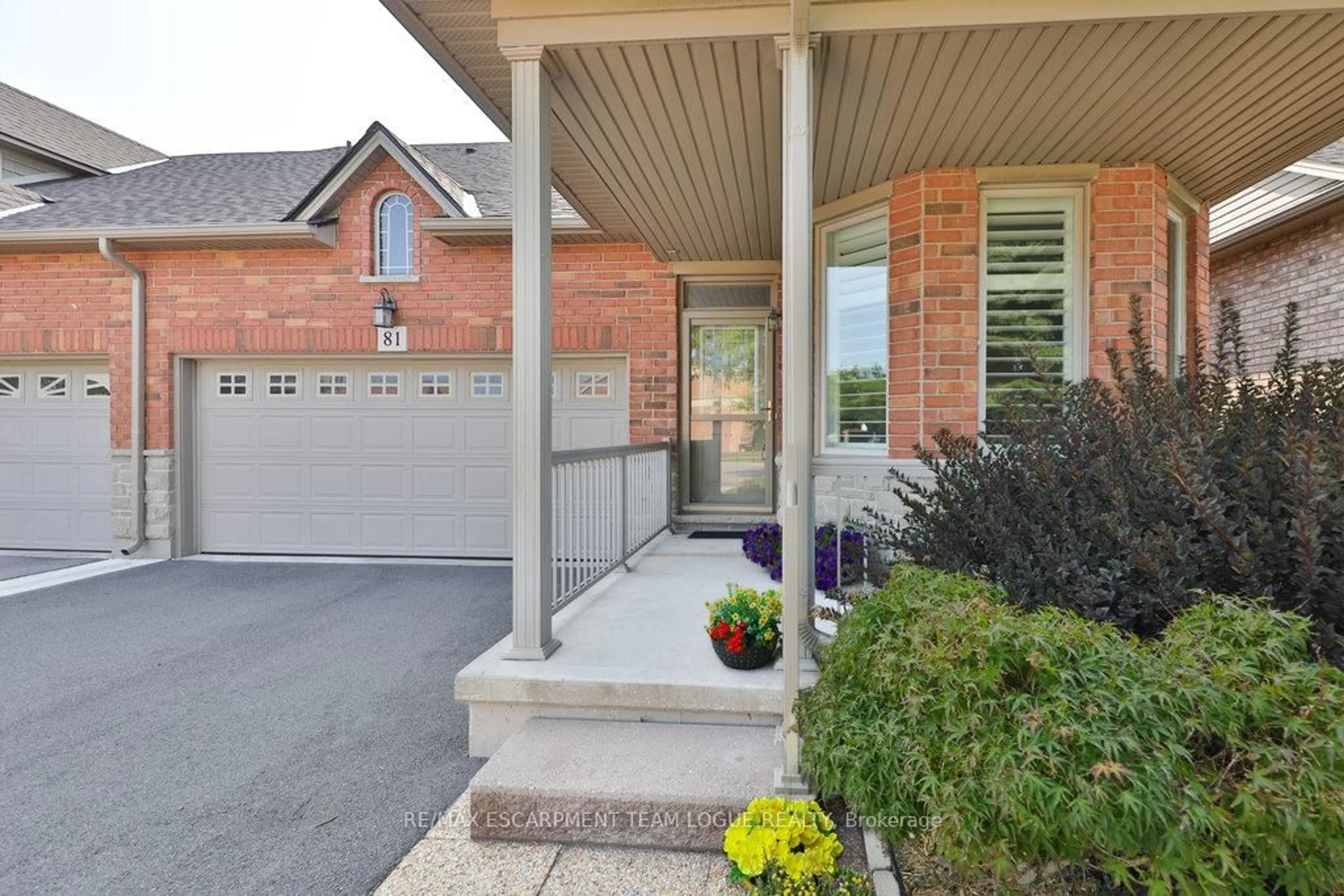 Home with brick exterior material, street for 2165 Itabashi Way #81, Burlington Ontario L7M 0A2