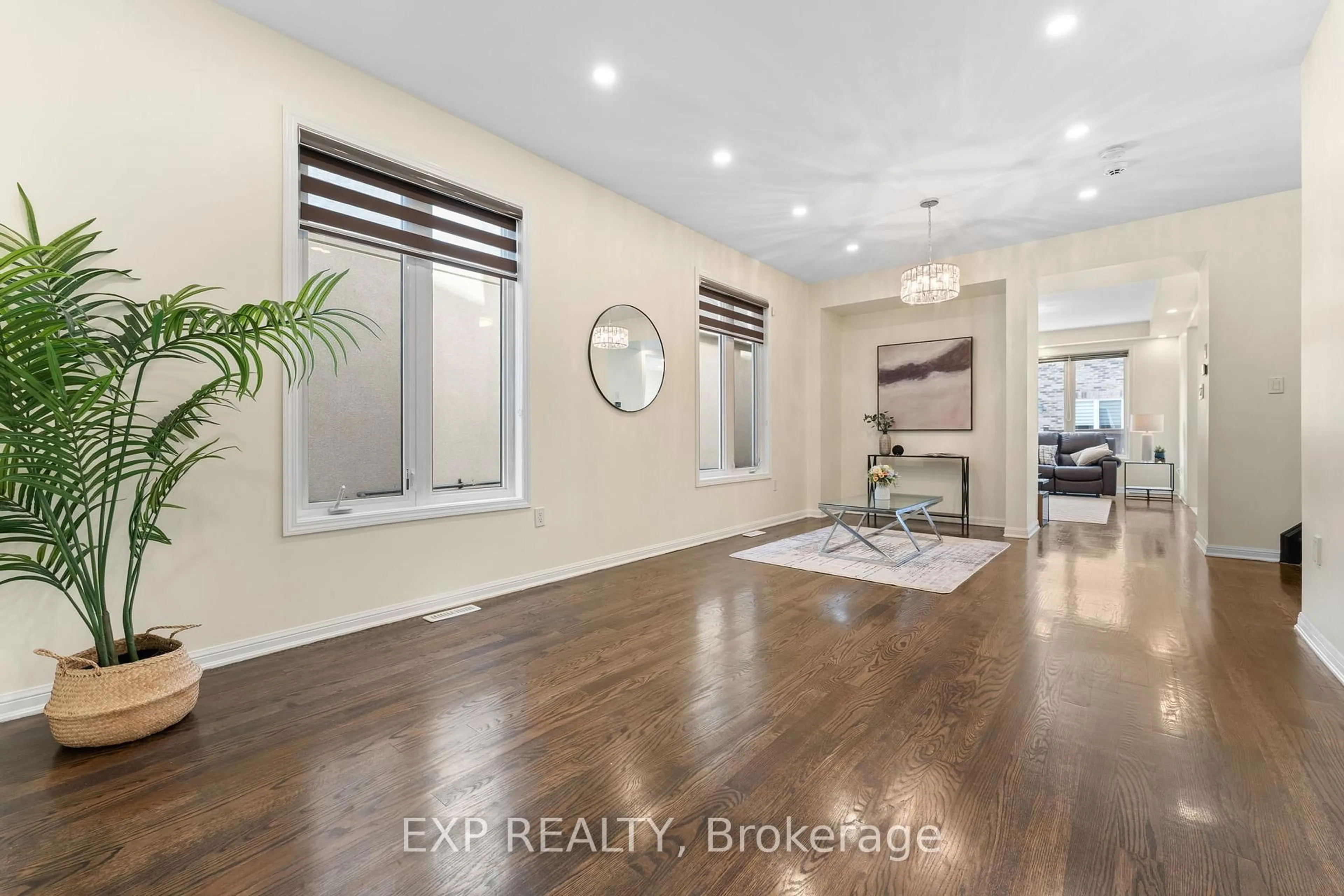 Indoor entryway for 986 Farmstead Dr, Milton Ontario L9T 8J1