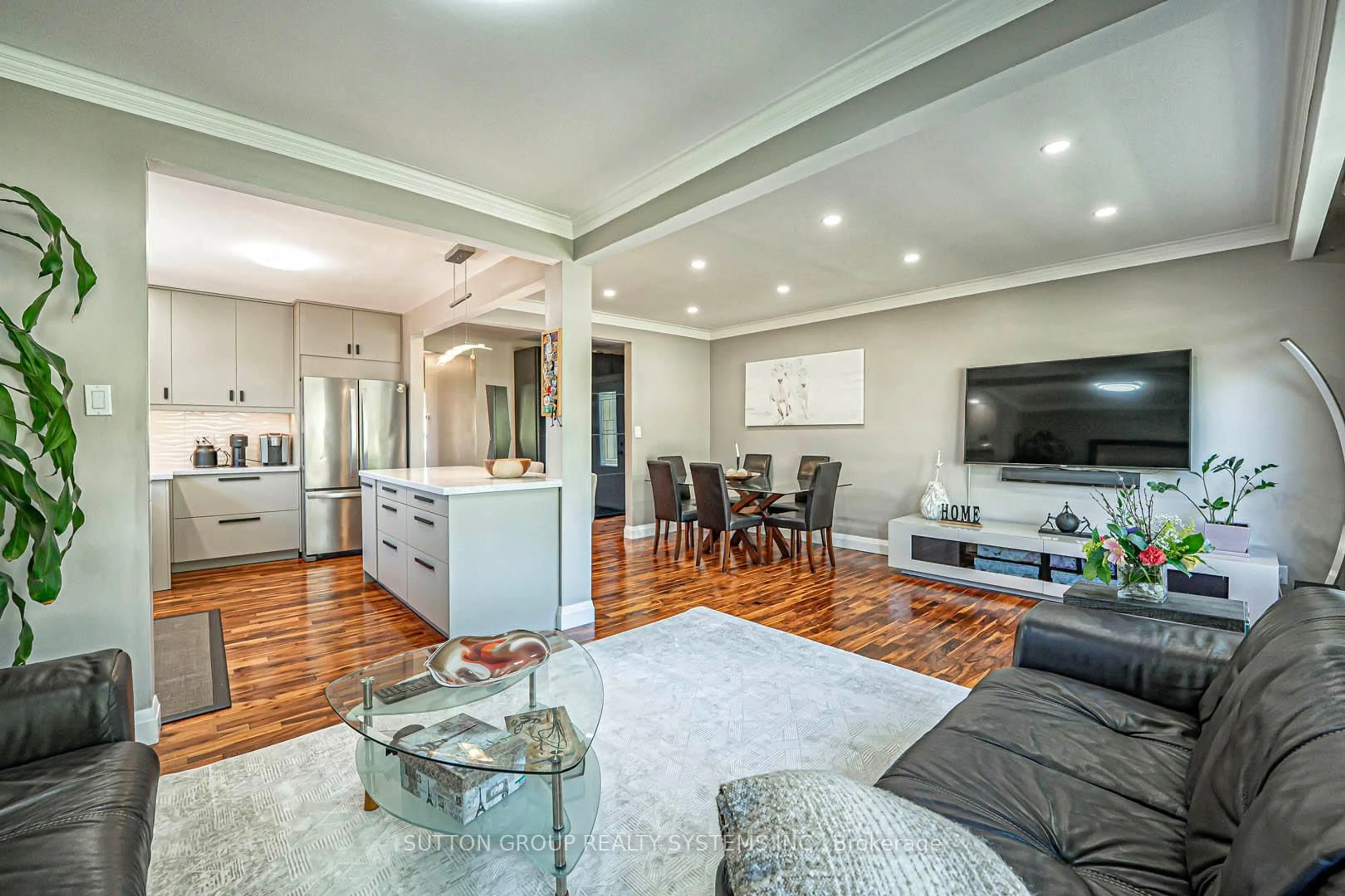 Open concept kitchen, unknown for 366 Renforth Dr, Toronto Ontario M9C 2L9