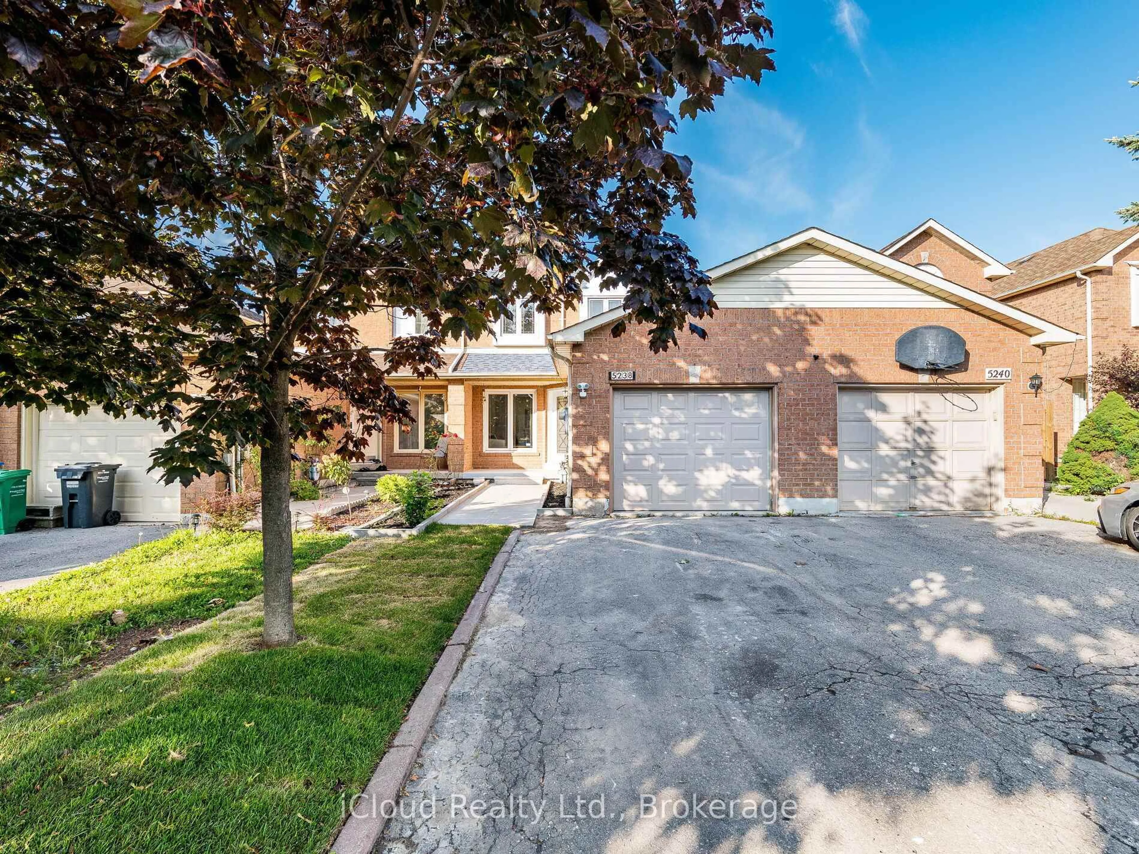 Home with brick exterior material, street for 5238 Alicante St, Mississauga Ontario L5V 1S9