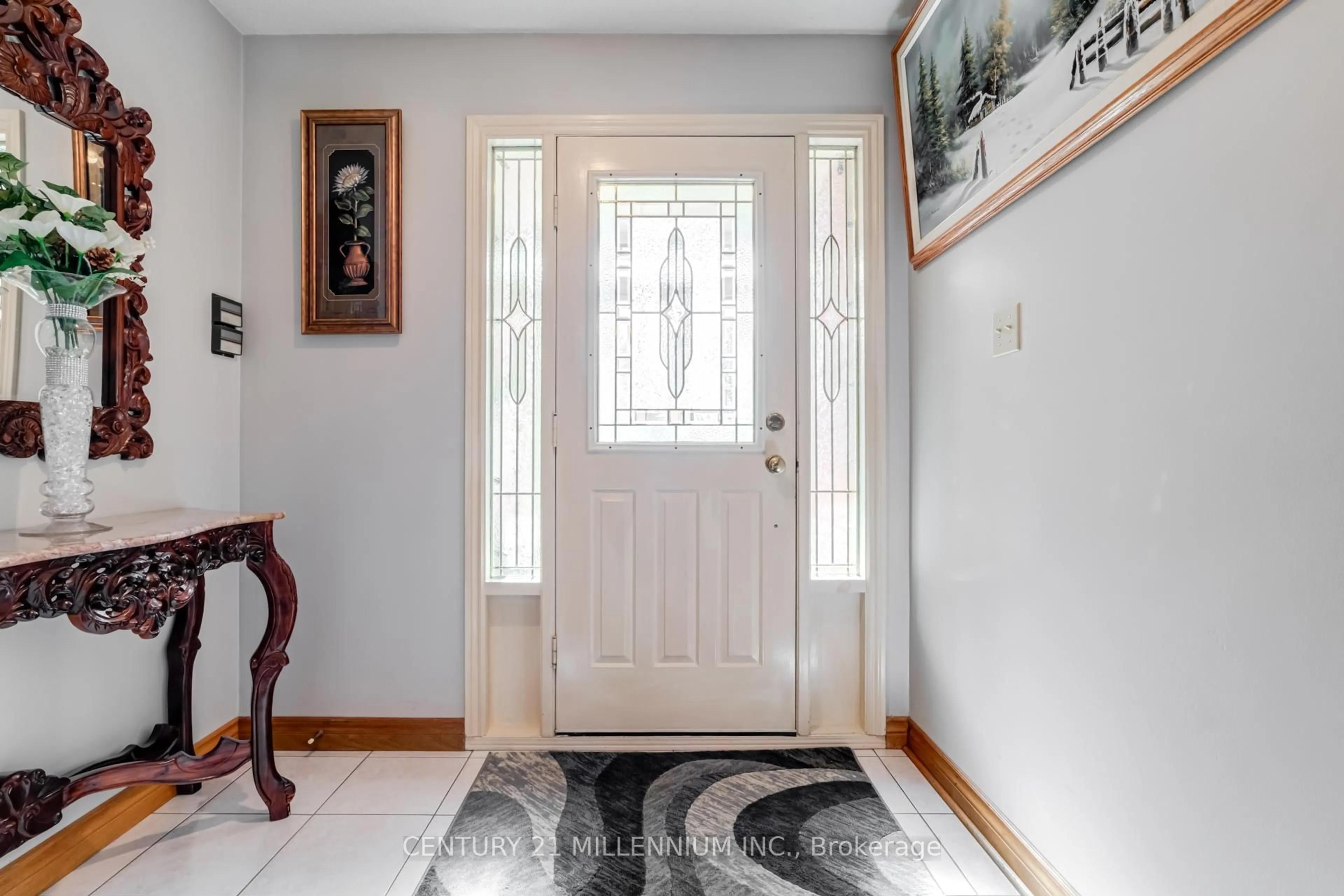 Indoor entryway for 44 Reeve Rd, Brampton Ontario L6X 2M7