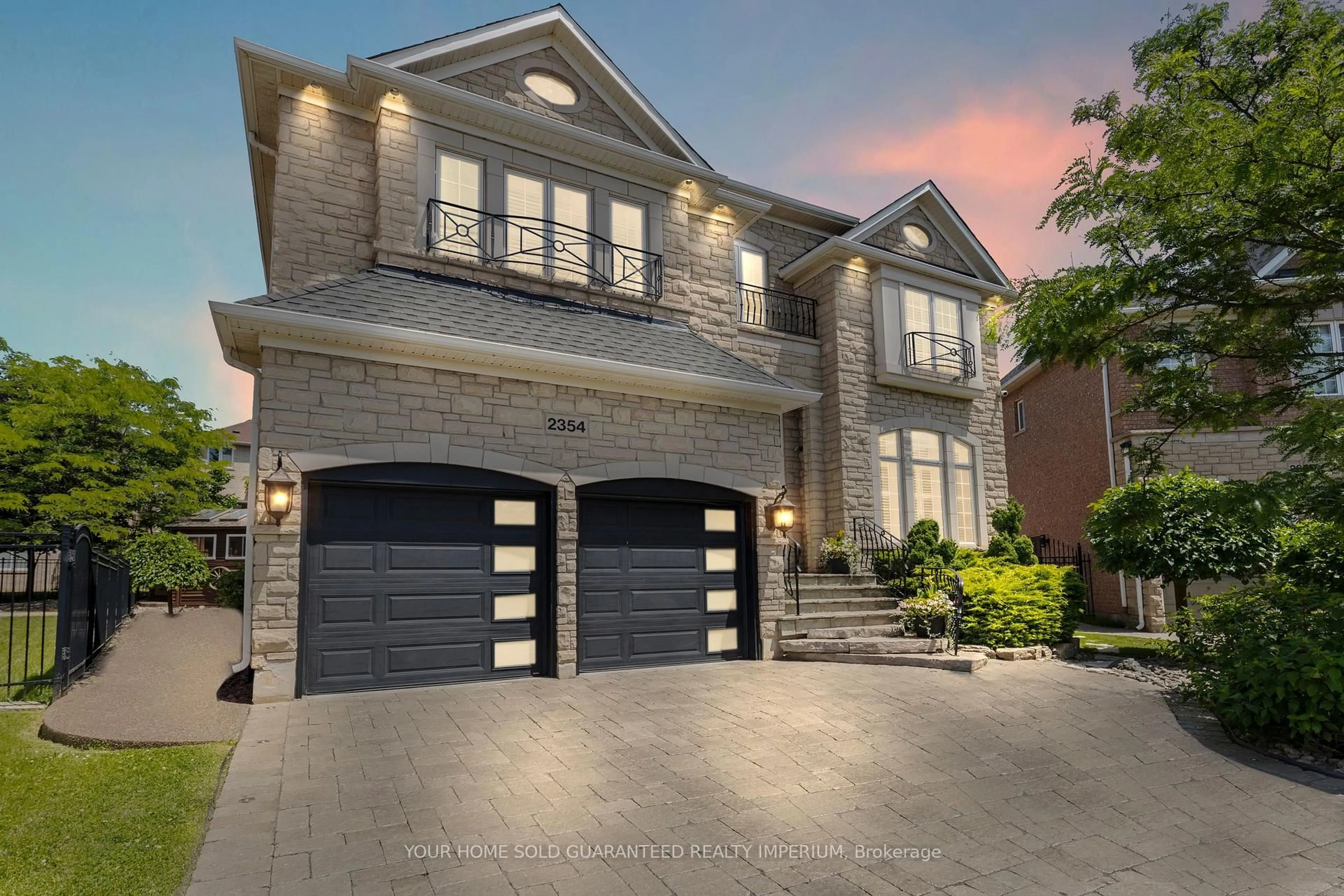 Home with brick exterior material, street for 2354 Salcome Dr, Oakville Ontario L6H 7N3