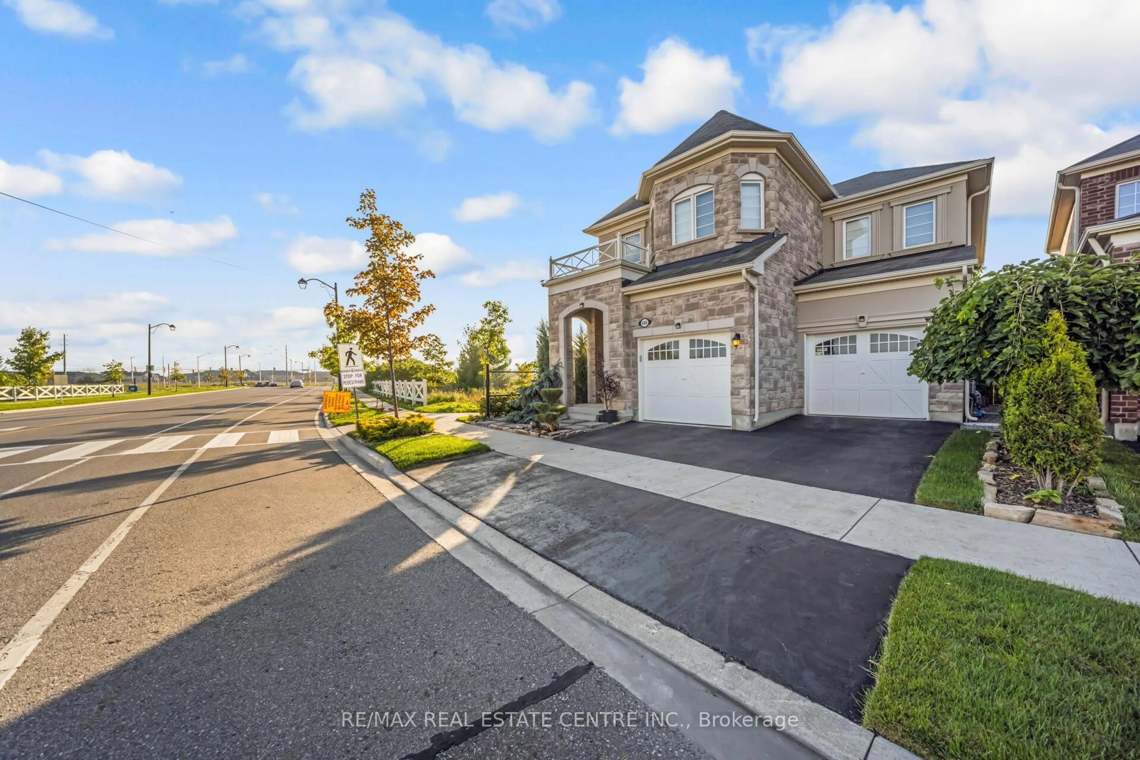 Unknown for 486 Etheridge Ave, Milton Ontario L9E 0A8