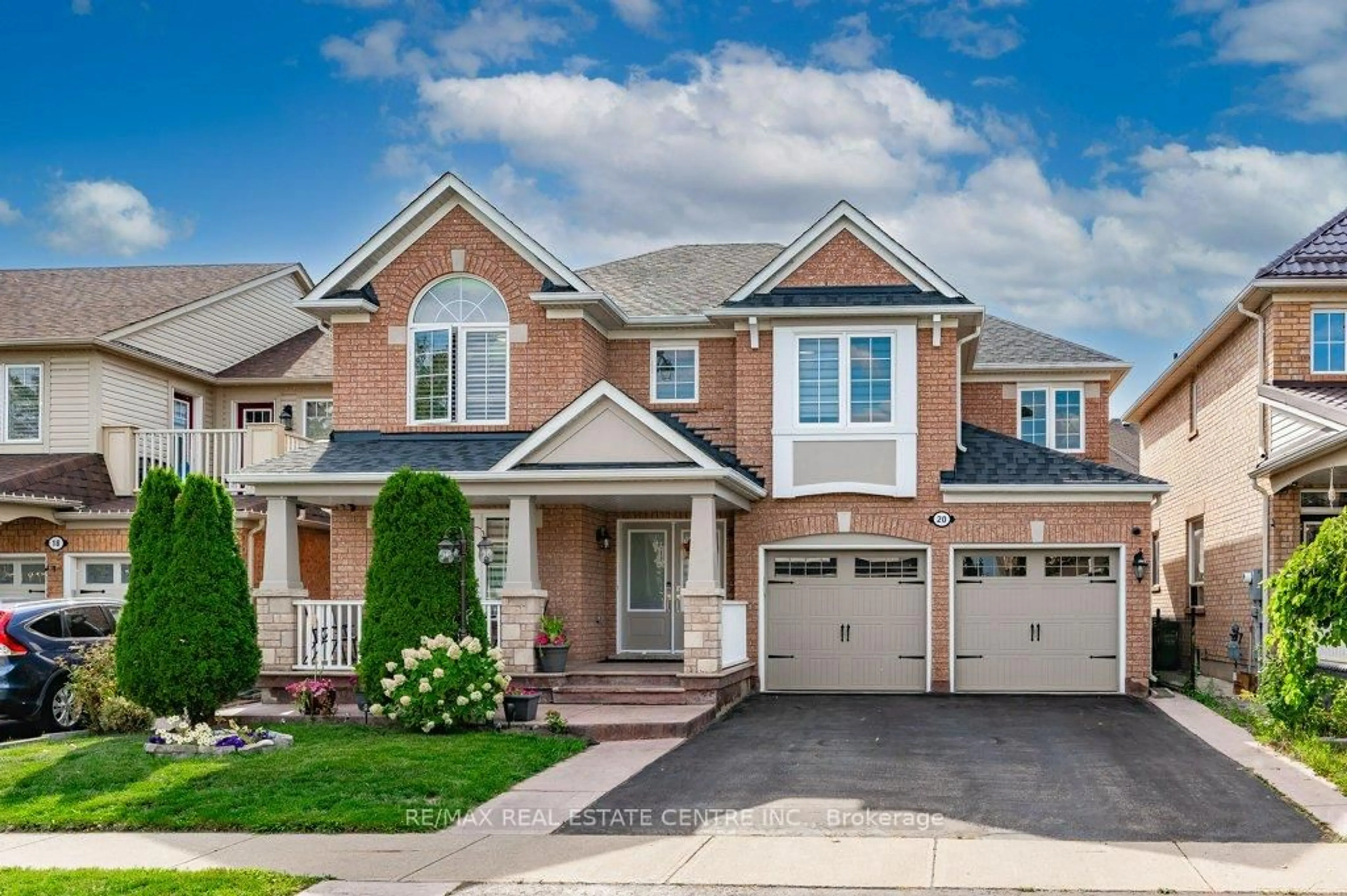 Home with brick exterior material, street for 20 Bonavista Dr, Brampton Ontario L6X 0N2