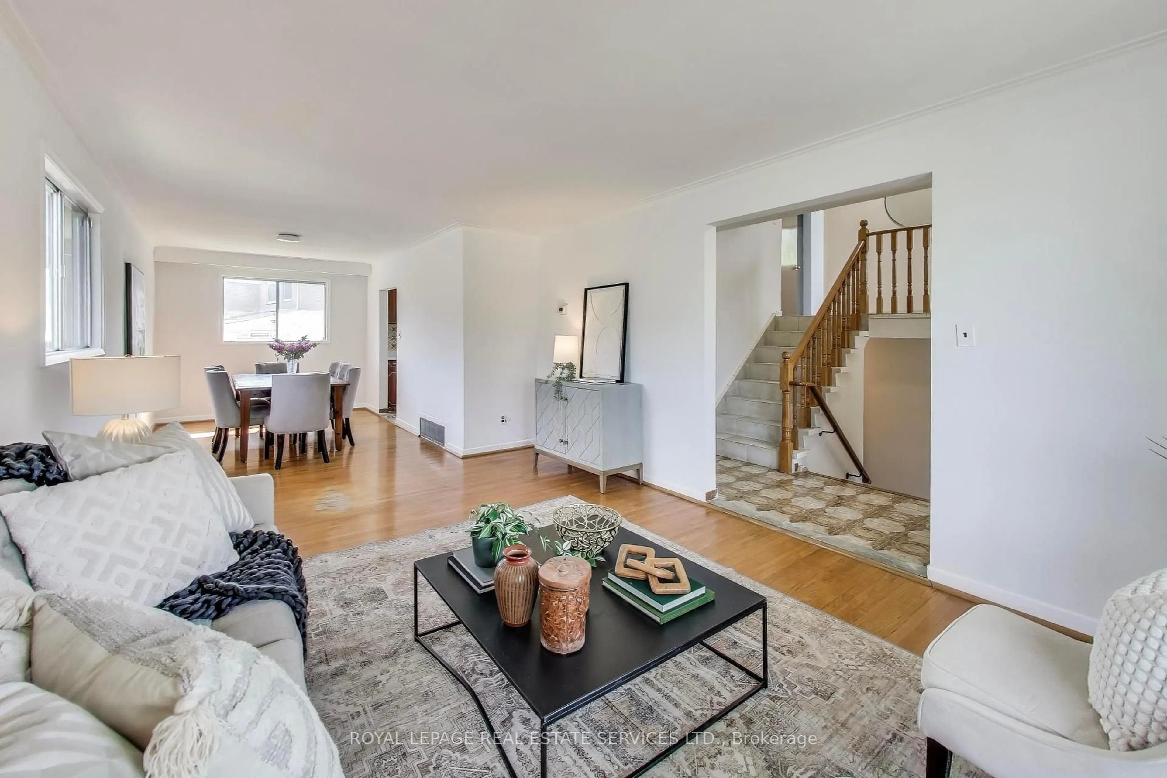 Living room with furniture, unknown for 251 Driftwood Ave, Toronto Ontario M3N 2N6