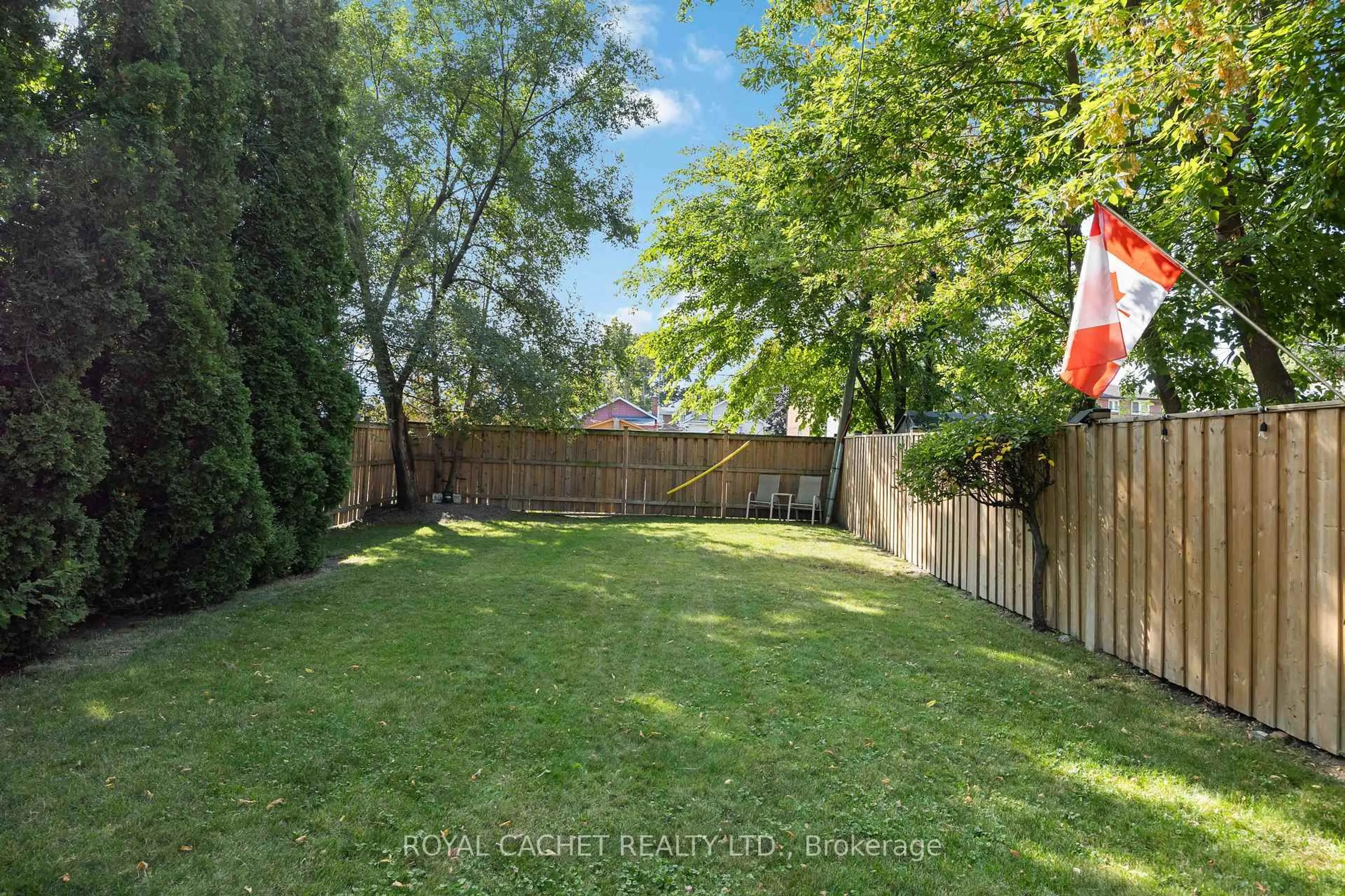 A pic from outside/outdoor area/front of a property/back of a property/a pic from drone, unknown for 7 Albright Ave, Toronto Ontario M8W 1W9
