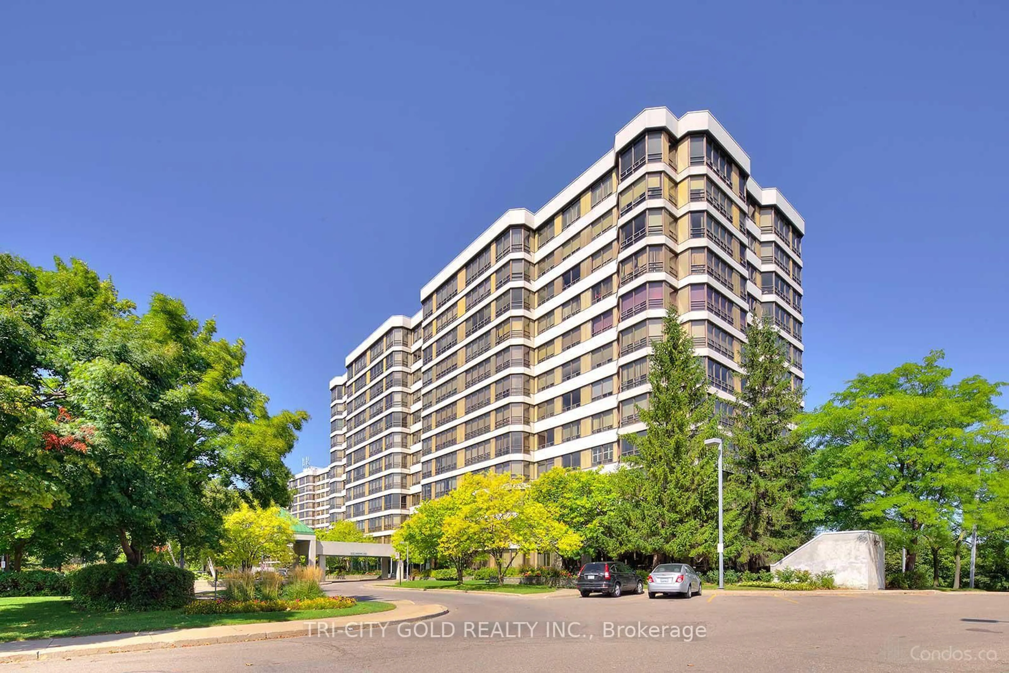 Unknown for 320 Mill St #208, Brampton Ontario L6Y 3V2