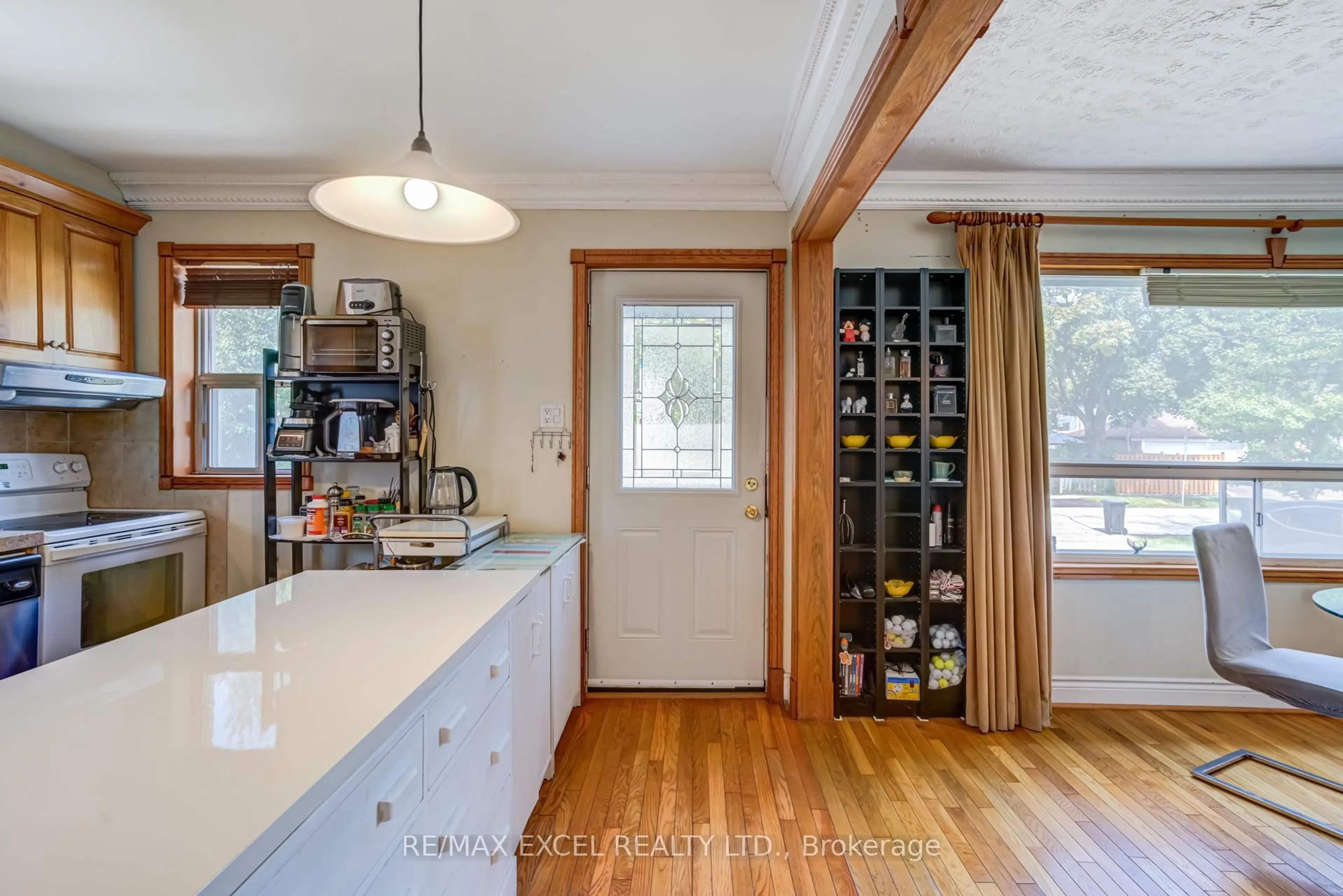 Open concept kitchen, unknown for 45 Stanmills Rd, Toronto Ontario M8Z 1Y1