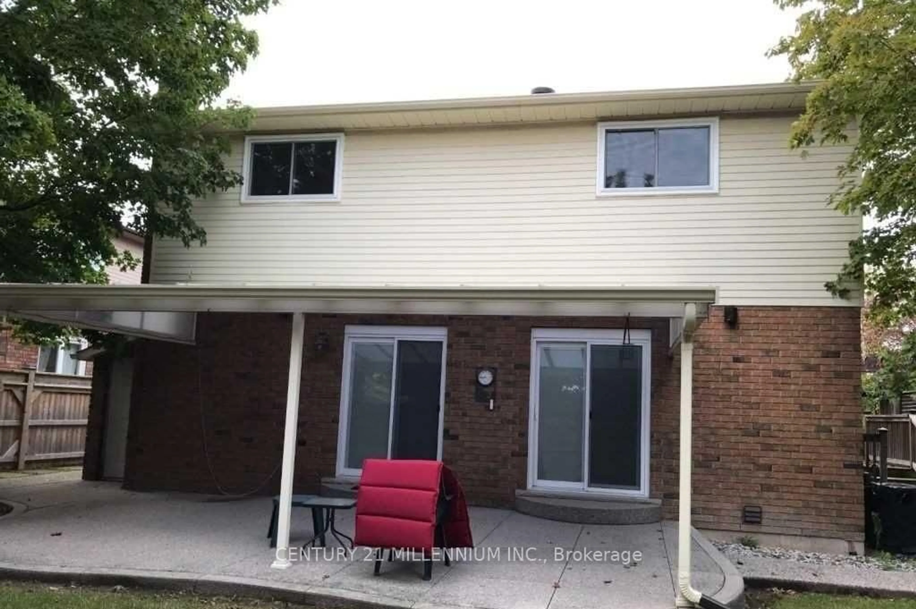 Patio, street for 3328 Jordan Ave, Burlington Ontario L7M 3R2