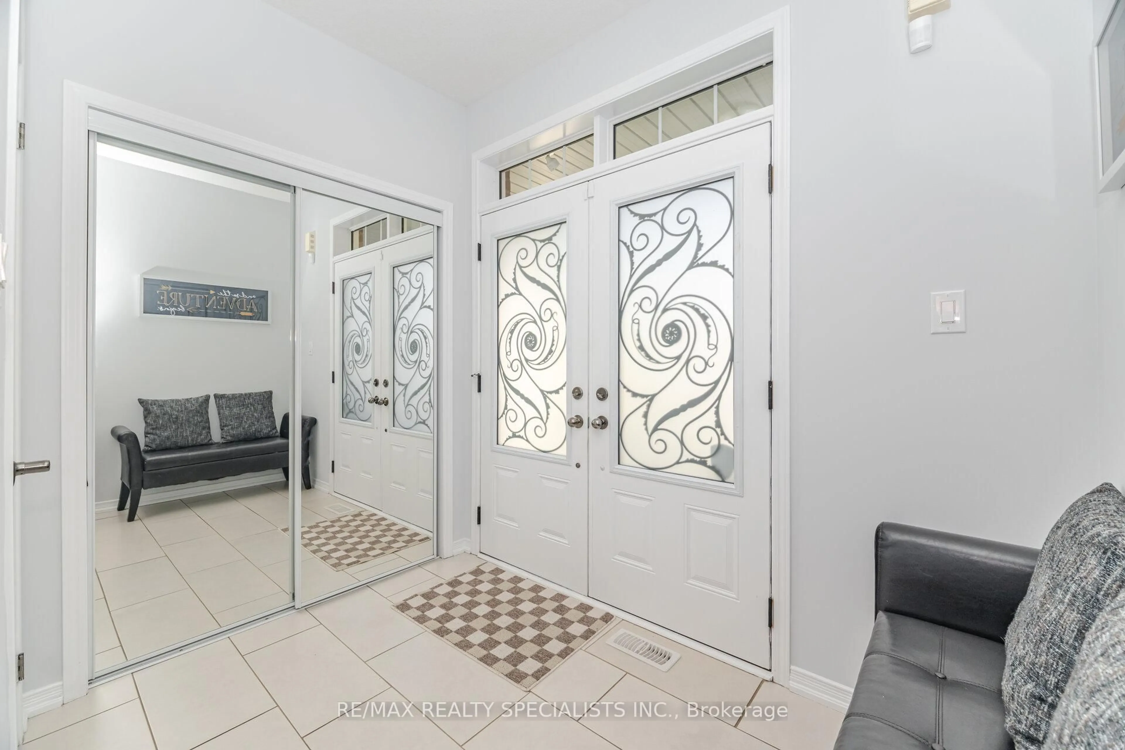 Indoor entryway for 14 Fryent St, Brampton Ontario L7A 4N3